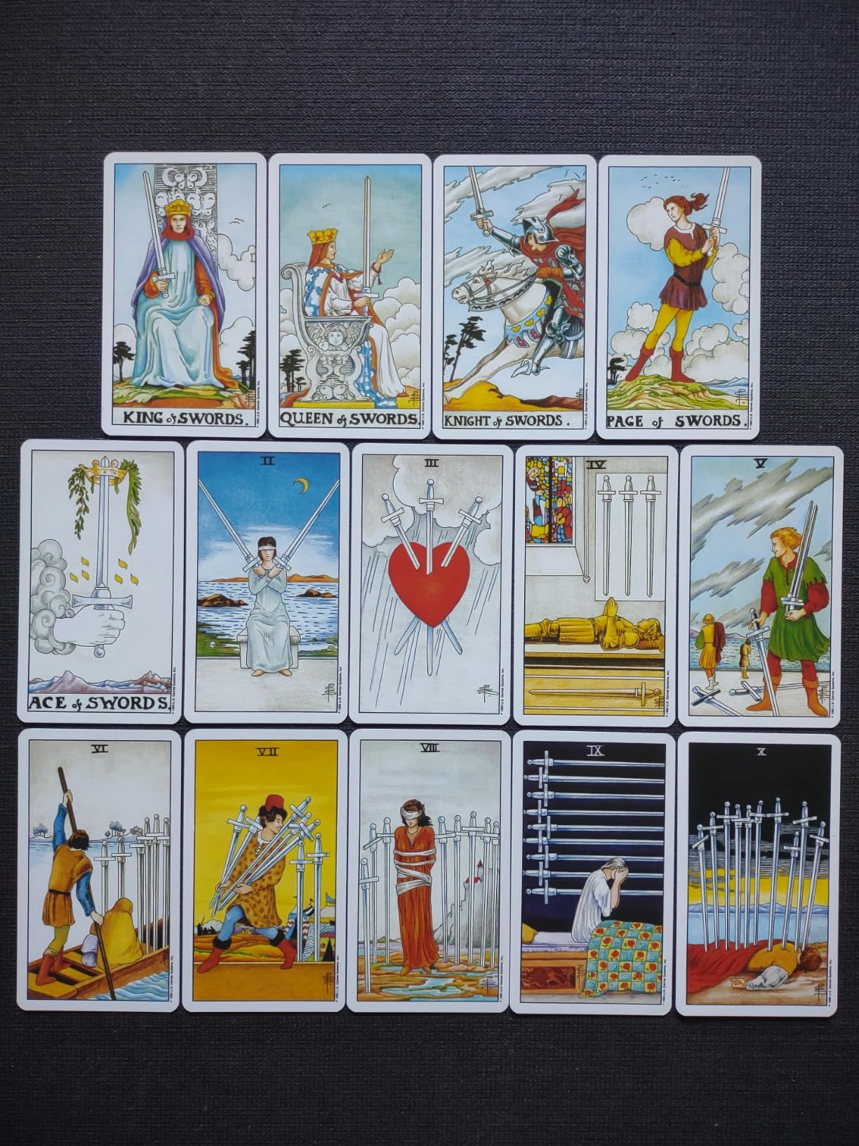 Universal Waite Tarot Deck customer photo 2