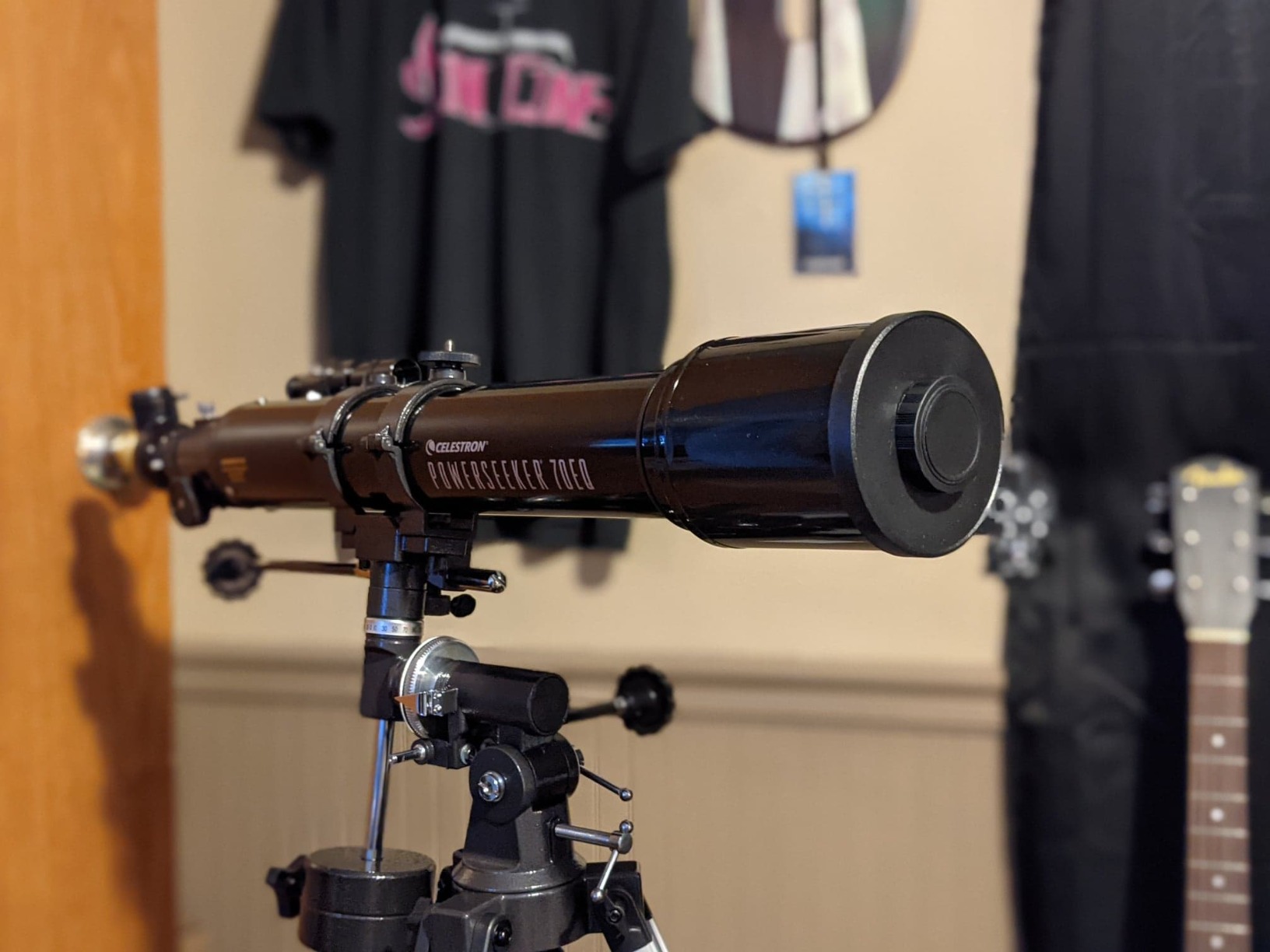 Celestron PowerSeeker 70EQ Refractor Telescope for Family Stargazing | Lightweight Refractor, Crisp Moon & Planet Views, Grab and Go, Smooth Equatorial Tracking, Easy to Set Up & Use customer photo 1