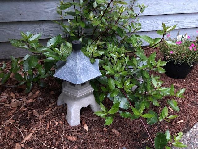 Design Toscano Asian Decor Pagoda Lantern Indoor/Outdoor Statue, 11 inches wide, 11 inches deep, 17 inches high, Handcast Polyresin, Two Tone Stone Finish customer photo 2