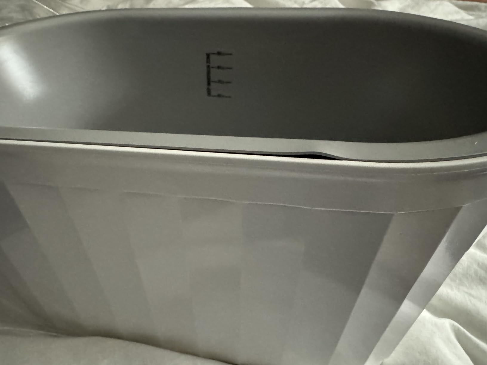 Therabath Professional Thermotherapy TB6 Paraffin Wax Bath - Helps Relieve Arthritis & Muscle Stiffness - Heat Therapy for Hands, Feet, Face & Body - Made in USA - 6 lb. ScentFree customer photo 1