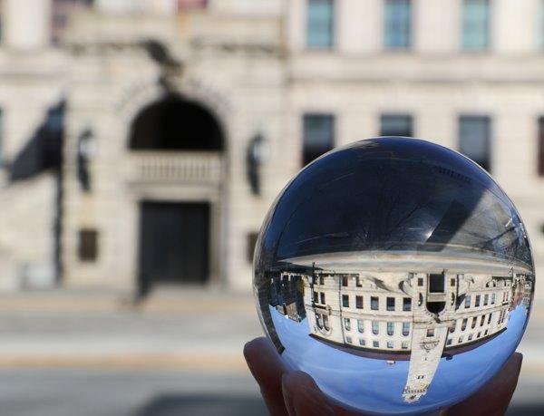 Amlong Crystal Meditation K9 Crystal Ball 3.25 inch (80mm) Diameter for Photography, Lensball, Decorative Ball with Free Crystal Stand and Gift Box, Clear customer photo 1