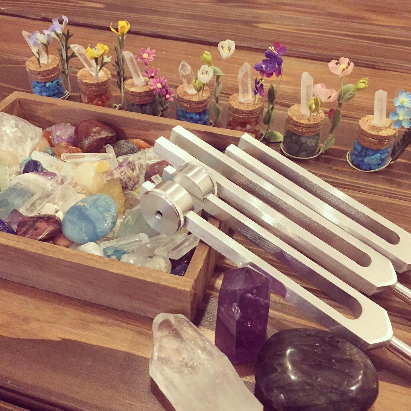 Om 136.1 Weighted Tuning Fork for Healing, Made in The USA, Chakra Healing, Sound Therapy for Reducing Inflammation, Meditation, Relaxation, Sound Healing Instruments & Sound Therapy Instruments customer photo 2