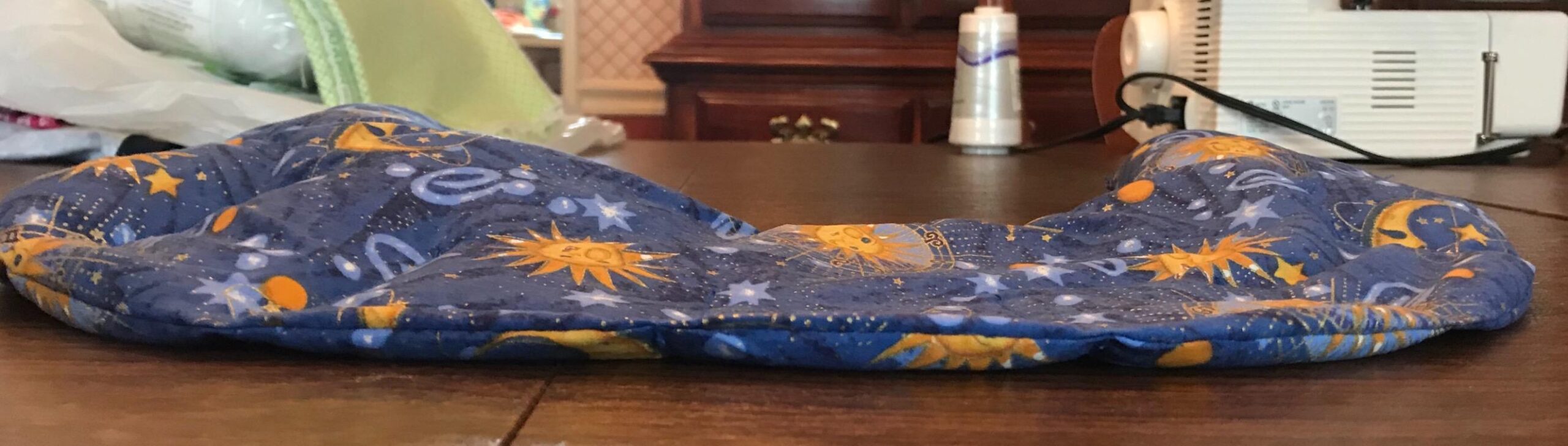 Nature's Approach Aromatherapy Shoulder Wrap, Indigo | 12-herb rice & flaxseed shoulder wrap for hot or cold therapy, microwave and freezer safe customer photo 2