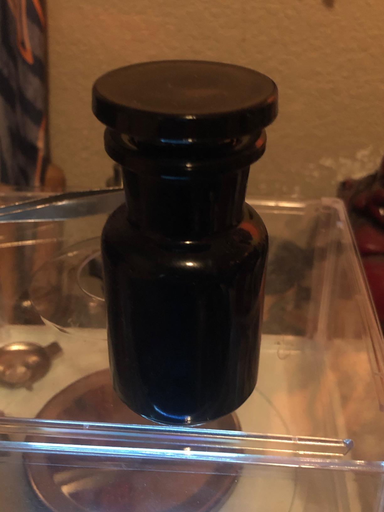 Infinity Jars 250 ML (8.4 Fl oz) Black Ultraviolet Blocking Glass Apothecary Jar Airtight Smell-Proof Refillable Container for Herbs, Spices, Tea & Essential Oils customer photo 2