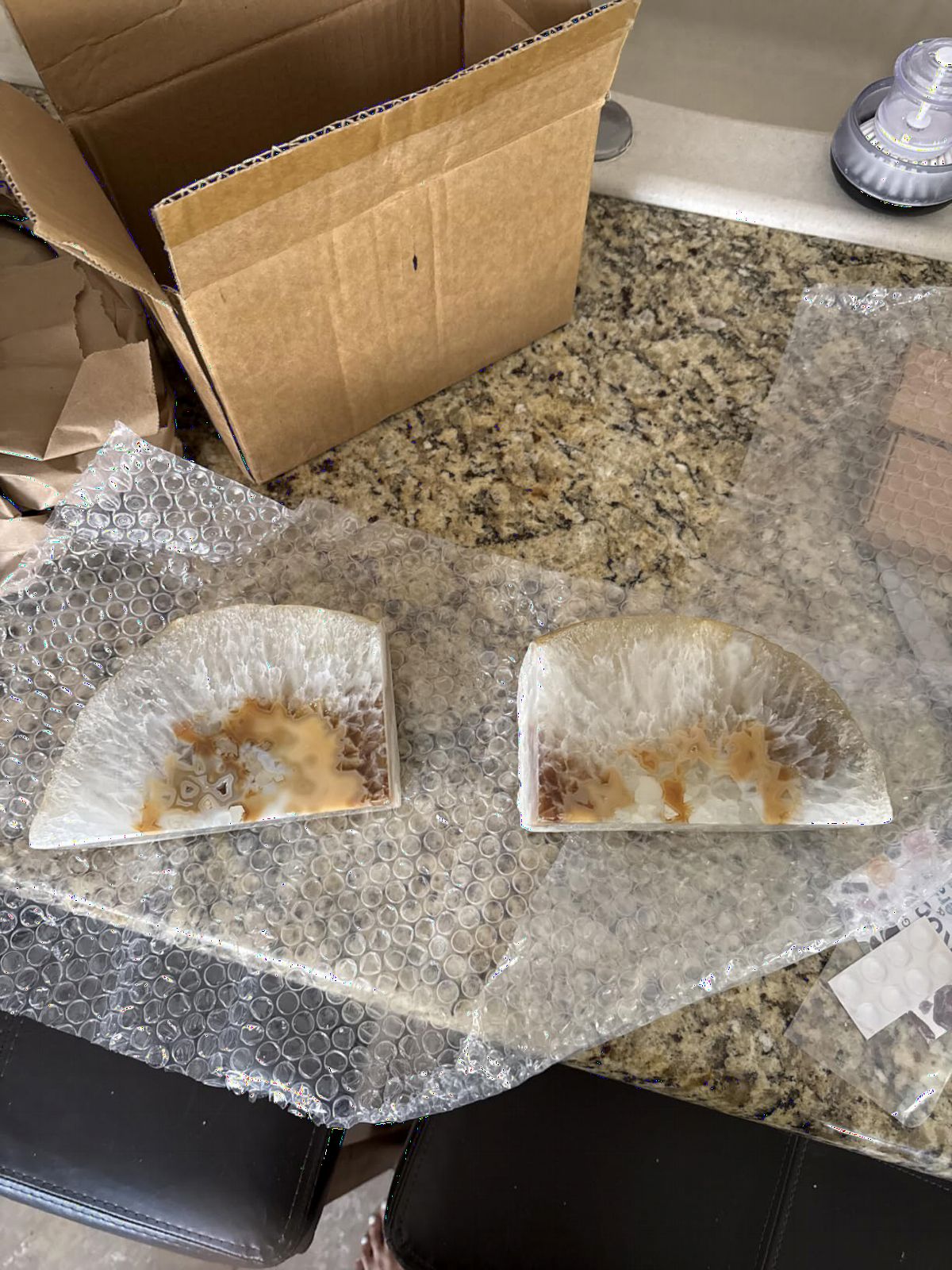 JIC Gem Natural Agate Geode Bookends Rubber Bumpers Shelf Decor 2-3 Lbs | 1 Pair Decorative Stone Book Holders for Shelves customer photo 1