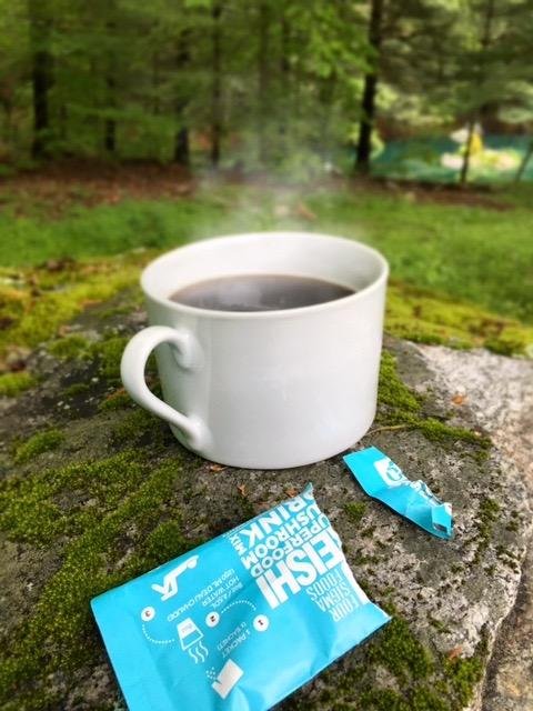 Four Sigmatic Reishi Mushroom Elixir | Coffee Alternative with Organic Reishi Mushroom Powder, Tulsi, Rose Hips & Mint | Support Stress & Sleep | Decaf, Vegan, Gluten-Free & Keto | 20 Packets customer photo 1