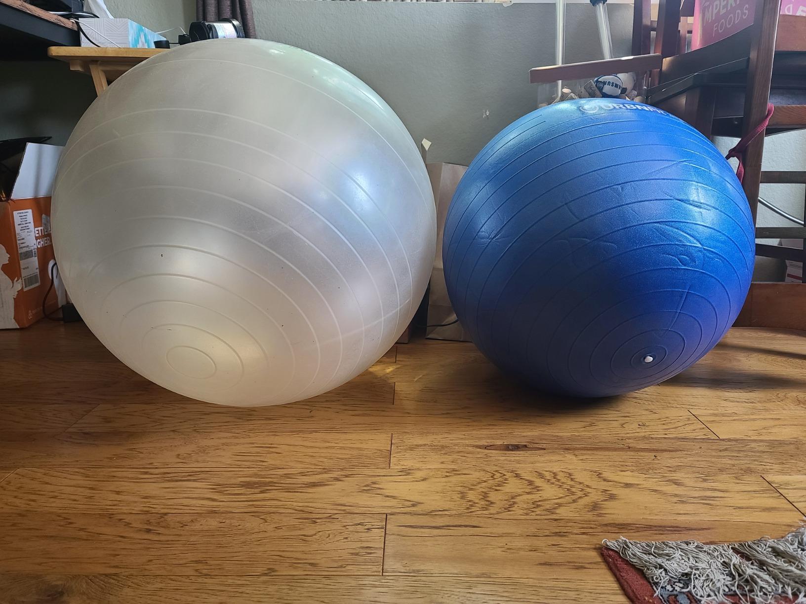 URBNFit Exercise Ball - Yoga Ball for Workout Pregnancy Stability - AntiBurst Swiss Balance Ball w/ Pump - Fitness Ball Chair for Office, Home Gym customer photo 1