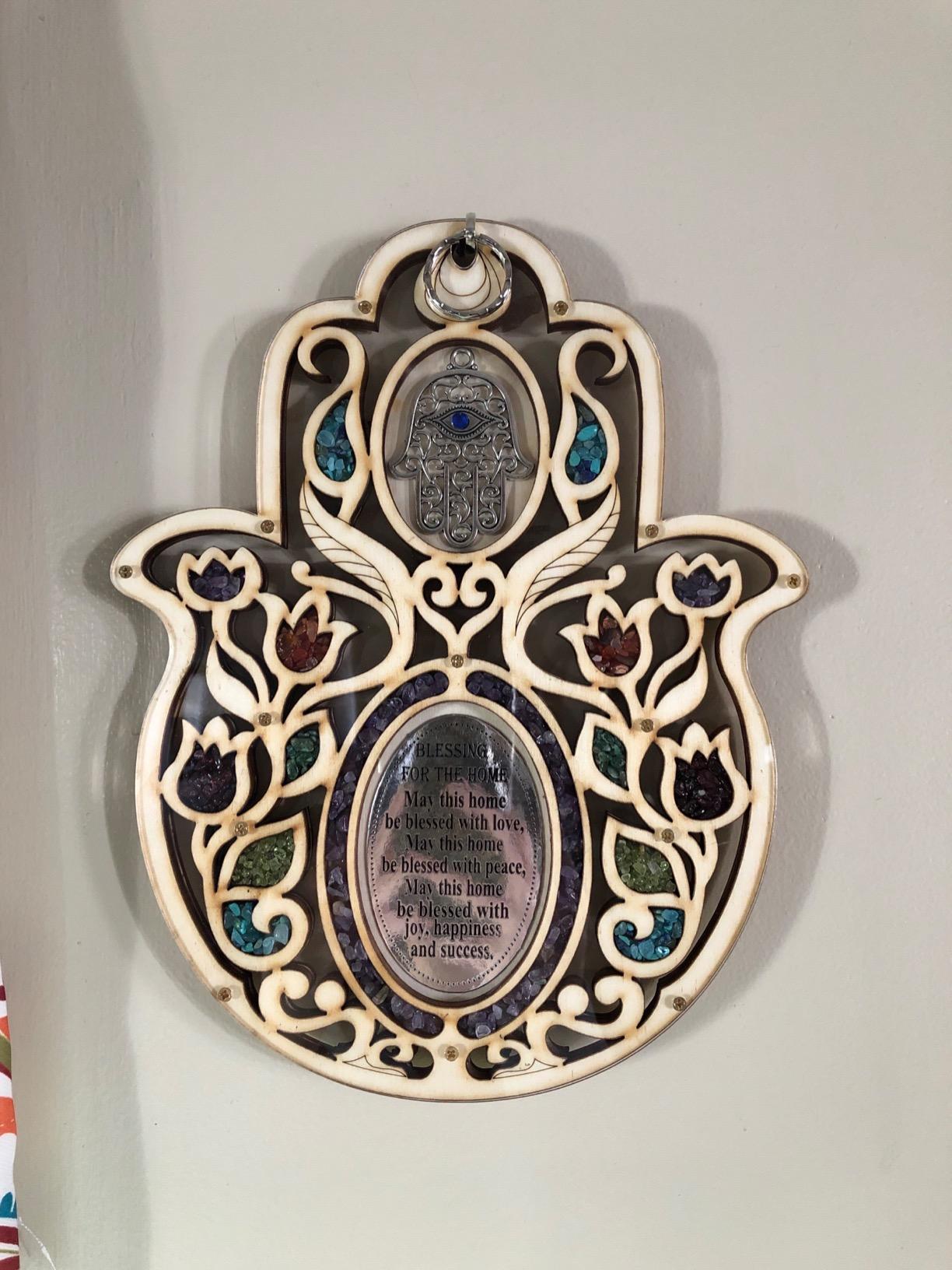 My Daily Styles Large Wooden Hamsa Blessing for The Home - in English - Good Luck Wall Decor with Simulated Gemstones customer photo 1