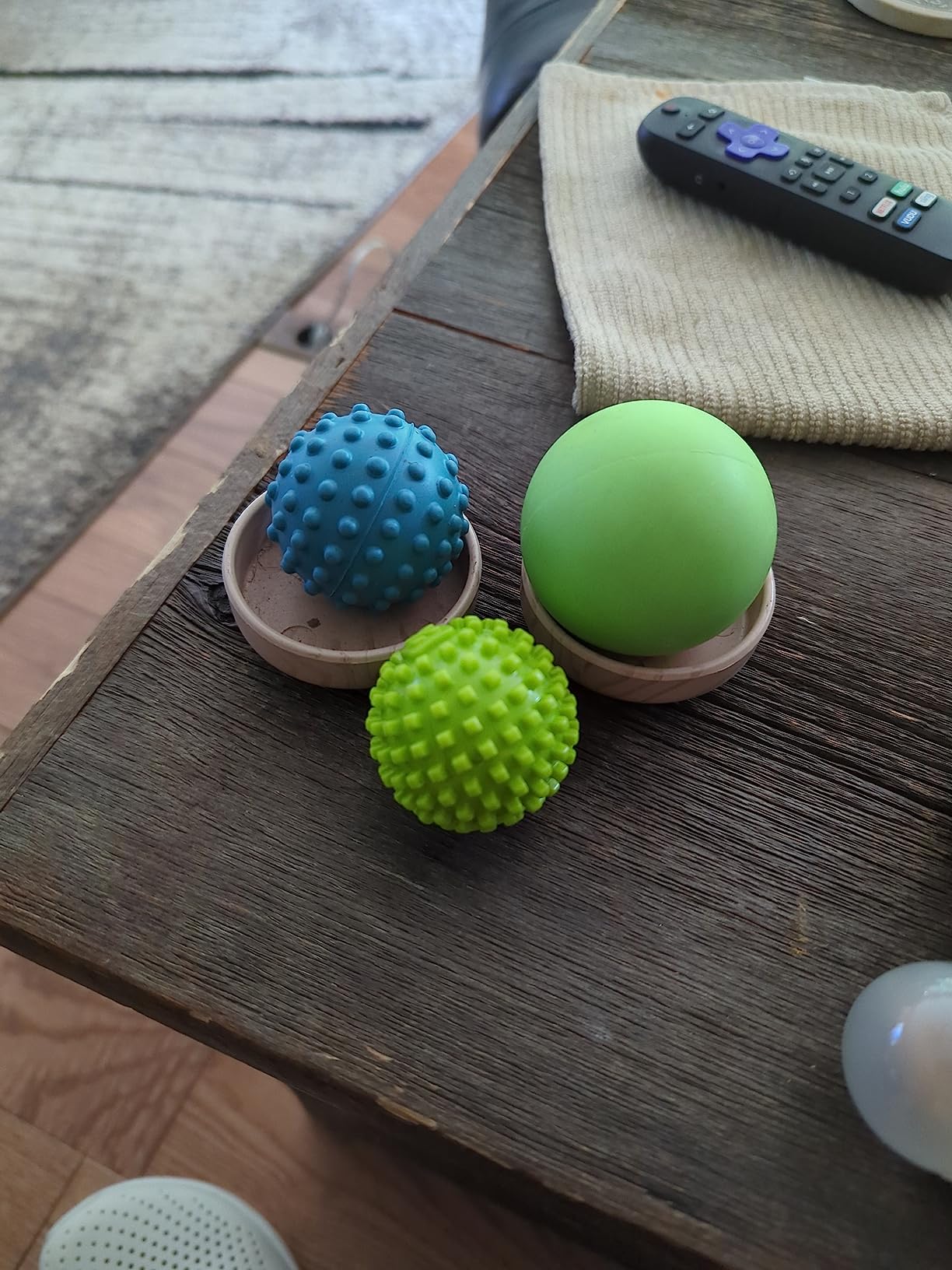 TRIGGERPOINT PERFORMANCE THERAPY MobiPoint Textured Massage Ball for Targeted Foot Pain Relief, (2-Inch) customer photo 2