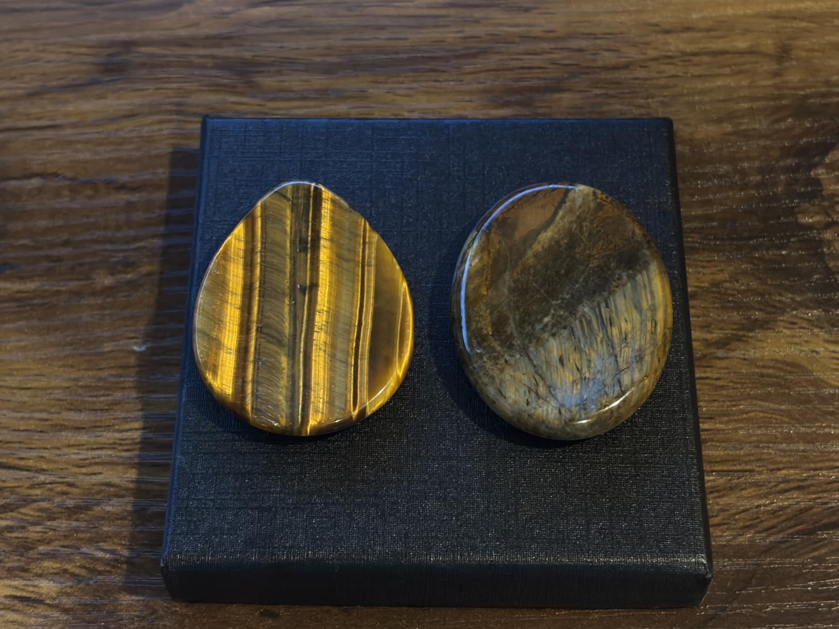CrystalTears Tiger's Eye Thumb Worry Stone Healing Crystal Pocket Palm Stone Worry Stones for Anxiety Stress Relief customer photo 1