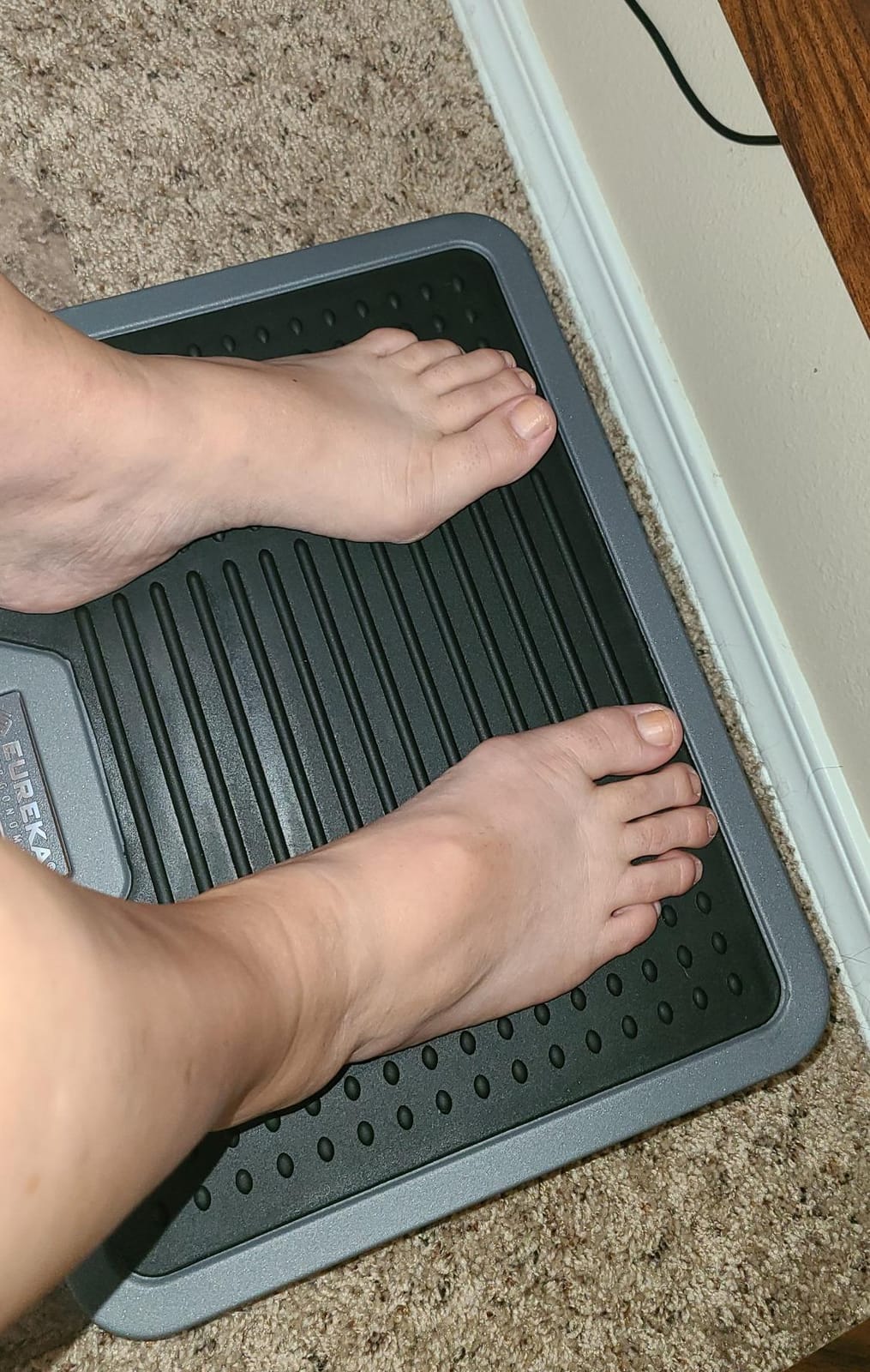 EUREKA ERGONOMIC Tilt Adjustable Footrest, Foot Rest for Under Desk at Work with Massage Surface, Office Foot Rest Under Desk with 20 Degree Tilt No Locking, Metal Frame customer photo 1
