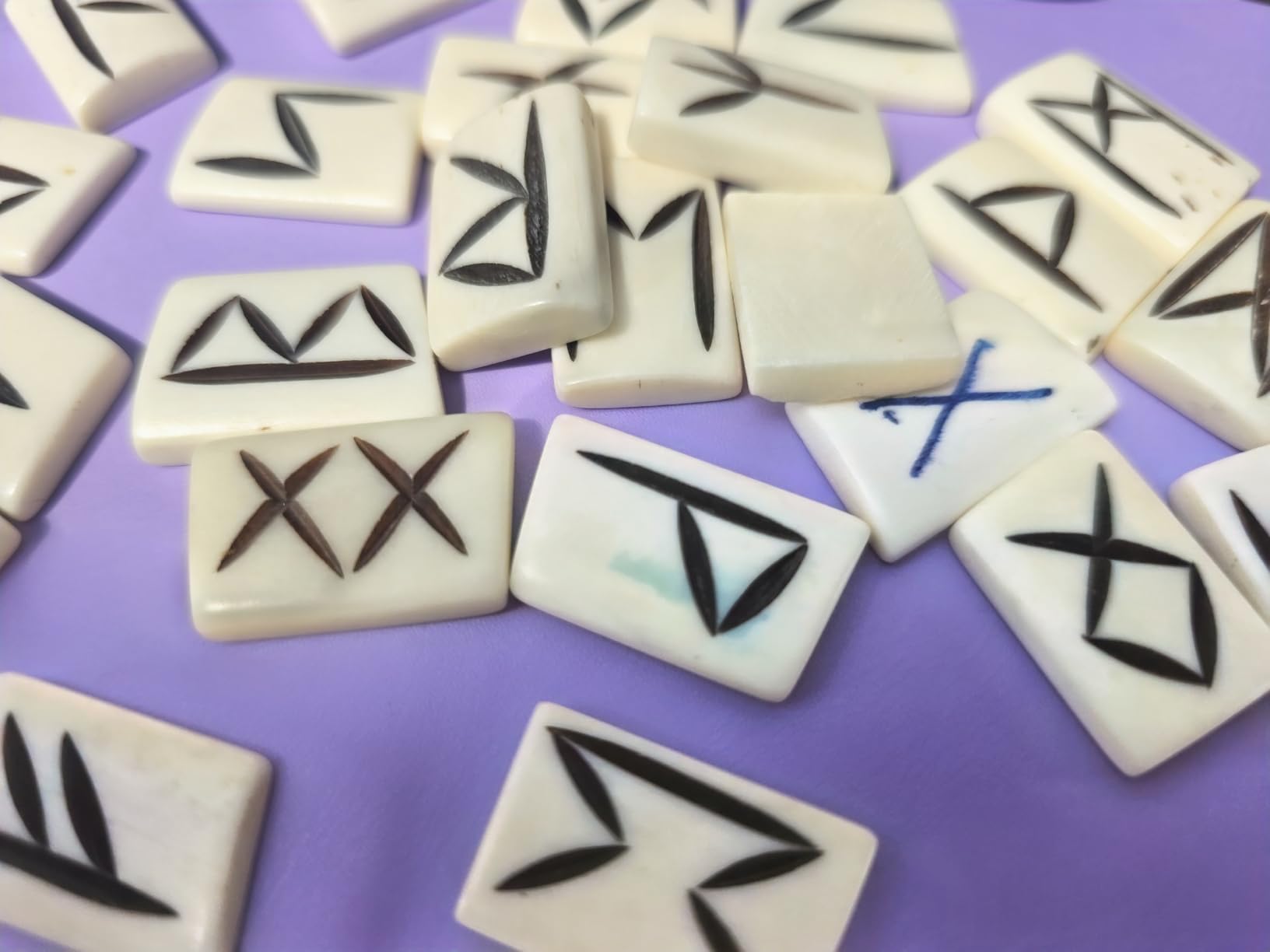 Casting Magic Water Buffalo Bone 25 Piece Elder Futhark Rune Stone Set customer photo 2