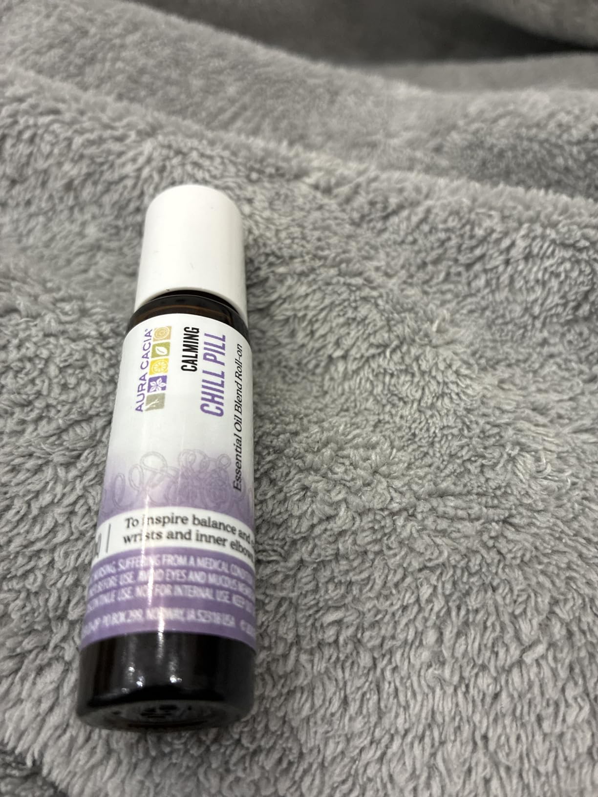 Aura Cacia Chill Pill Roll-On Essential Oil Blend, Sweet Orange, Lavender, Peppermint, Basil, Patchouli, Roman Chamomile in Apricot Kernel Oil | 0.31 Fl Oz (Pack of 1) customer photo 1