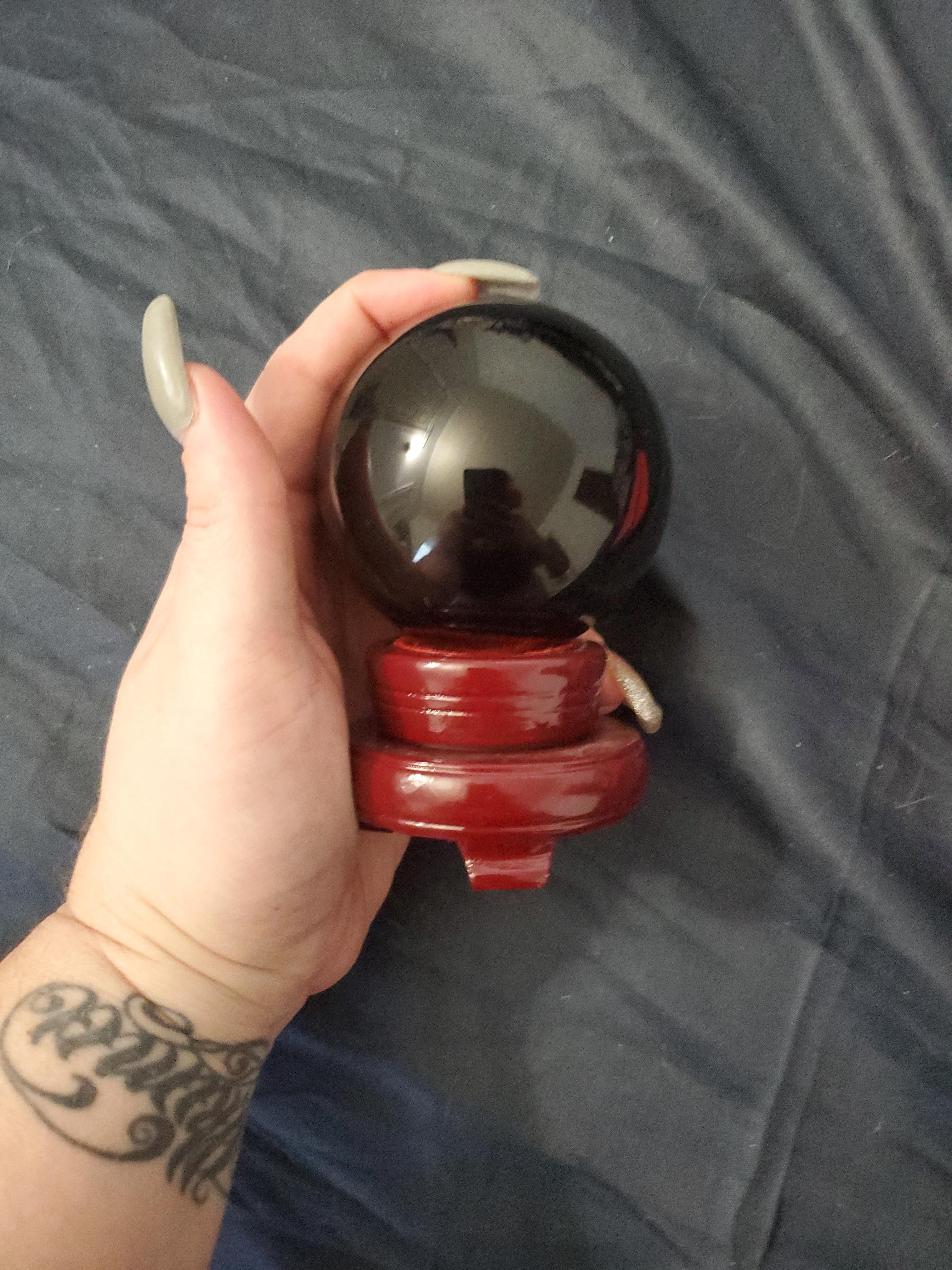 Juvale Obsidian Crystal Ball - 3.1-Inch Black Crystal Sphere with Wooden Stand - Polished Obsidian Stone Ball Decor & Scrying Orb for Meditation & Feng Shui Home Decor customer photo 2