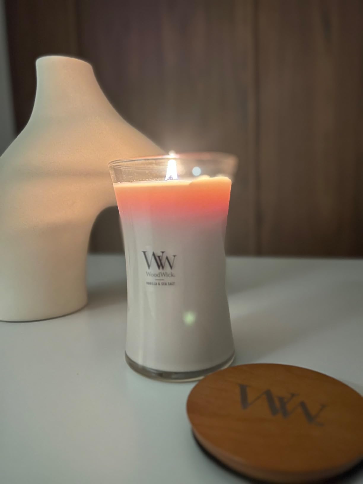 WoodWick Ellipse Scented Candle Vanilla & Sea Salt Scent Crackles as it Burns Up to 50 hours Burn Time Premium Soy blend Perfect for gifting 16oz customer photo 1