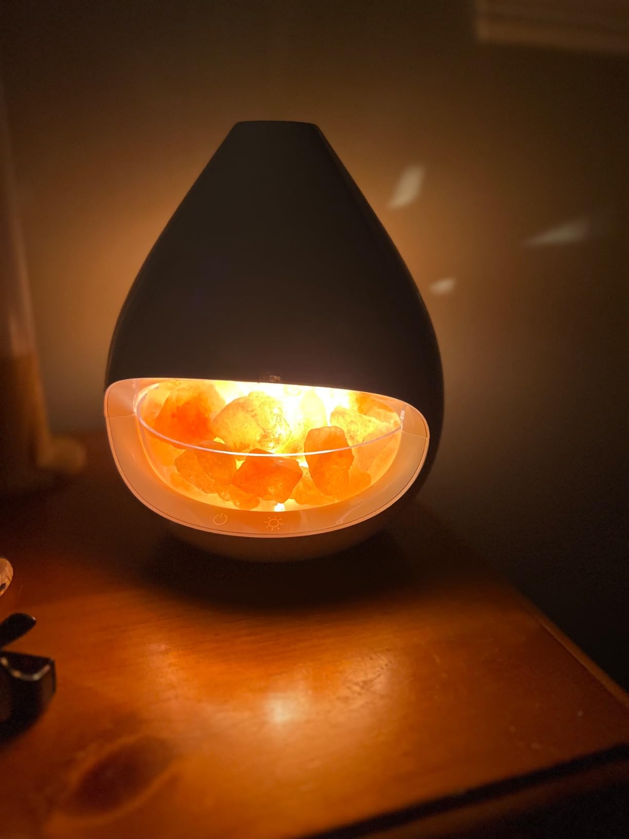 Pure Enrichment PureGlow Crystal - 2-in-1 Himalayan Salt Lamp & Ultrasonic Essential Oil Diffuser, Original Salt Therapy Lamp, 100% Pure Himalayan Salt, Ambient Glow, 160 mL 16-Hour Tank (White) customer photo 1