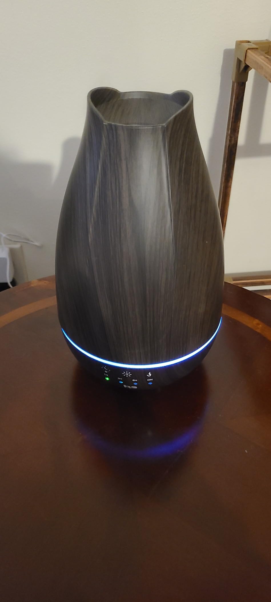 HealthSmart Essential Oil Diffuser, Cool Mist Humidifier and Aromatherapy Diffuser with 500ML Tank Ideal for Large Rooms, Adjustable Timer, Mist Mode and 7 LED Light Colors, Brown customer photo 1