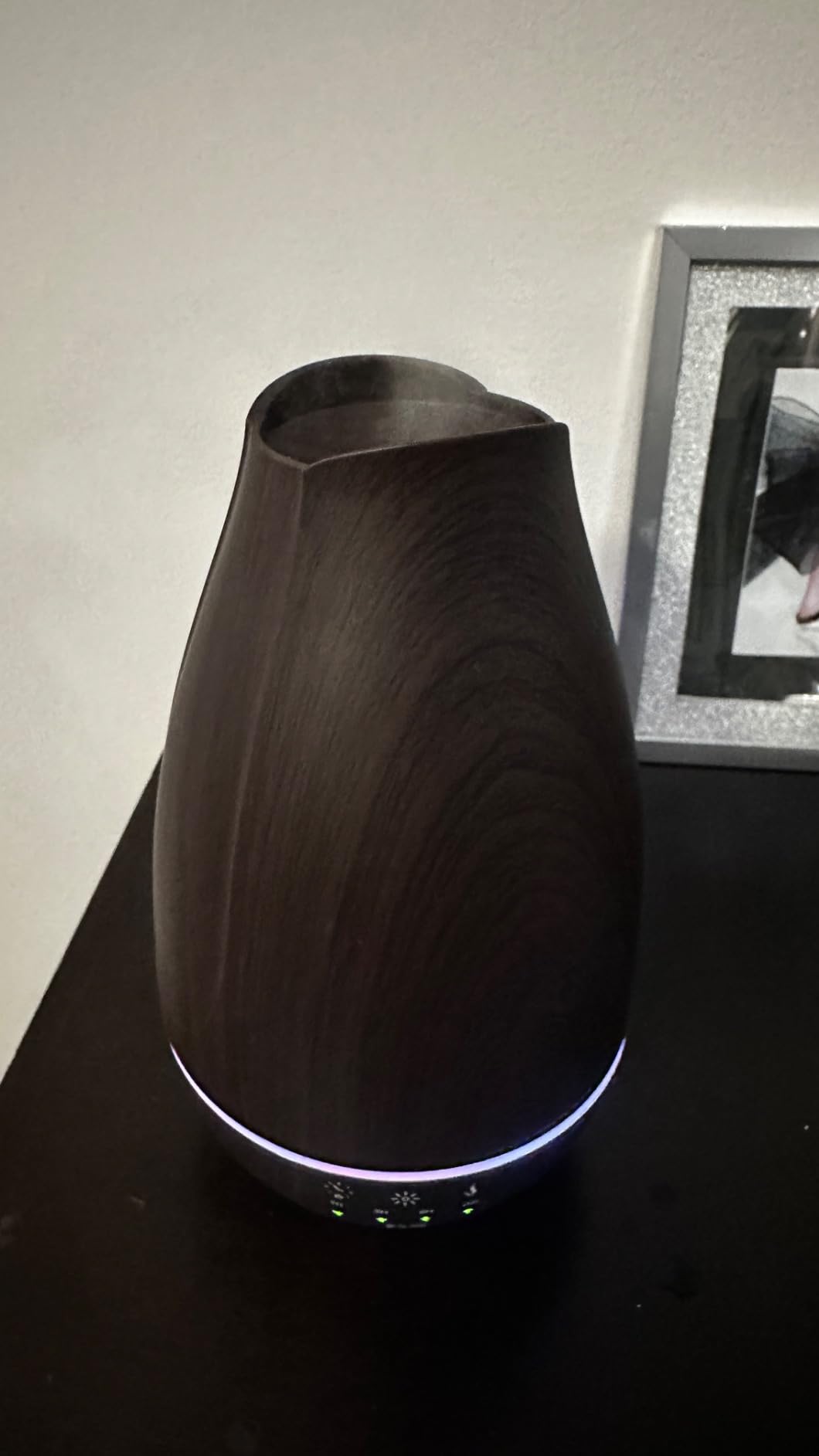 HealthSmart Essential Oil Diffuser, Cool Mist Humidifier and Aromatherapy Diffuser with 500ML Tank Ideal for Large Rooms, Adjustable Timer, Mist Mode and 7 LED Light Colors, Brown customer photo 2