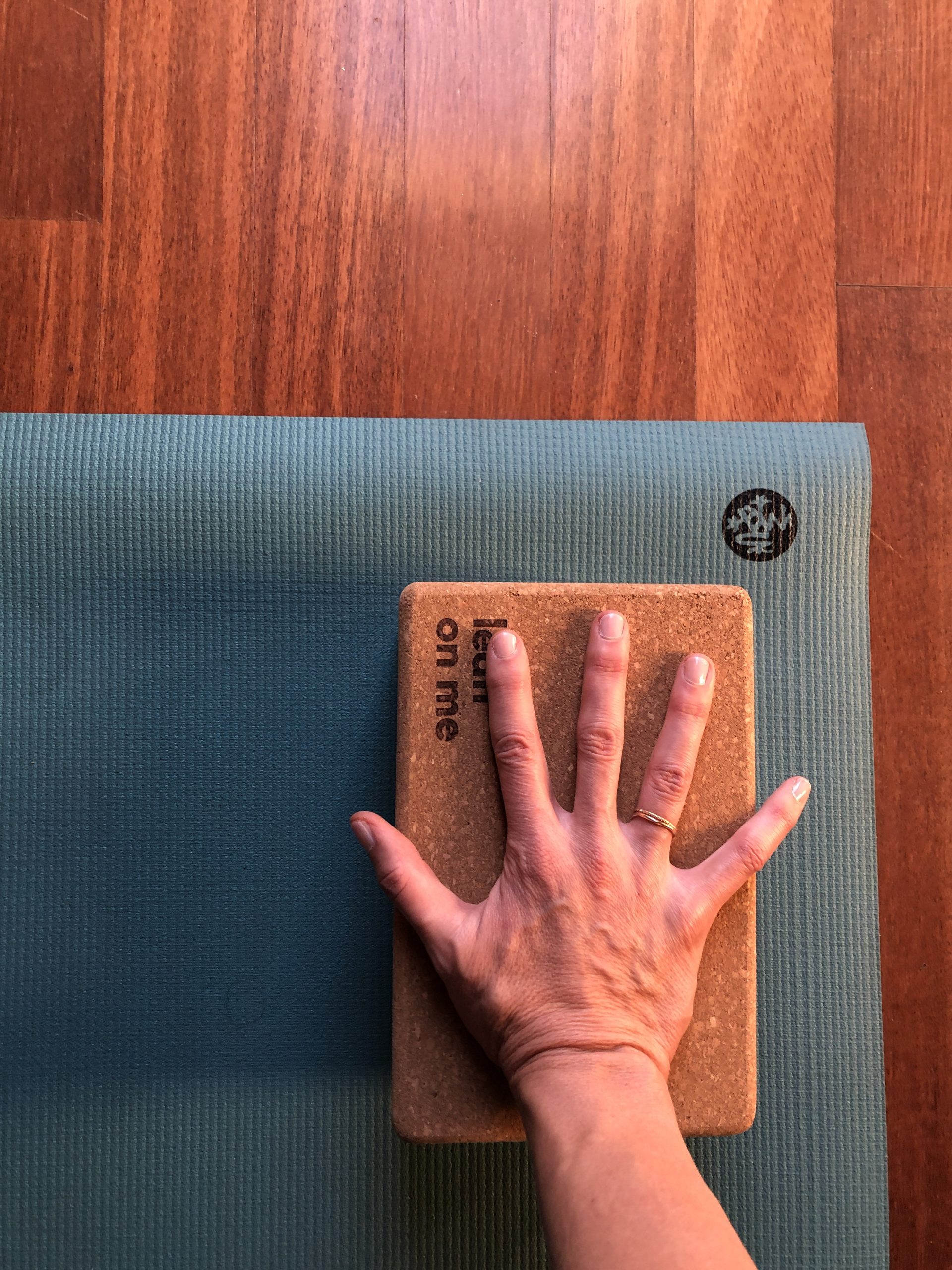 Cork Yoga Blocks 2 Pack - Premium Cork Grain, Highly Stable, Chip Resistant | Extra Large 4