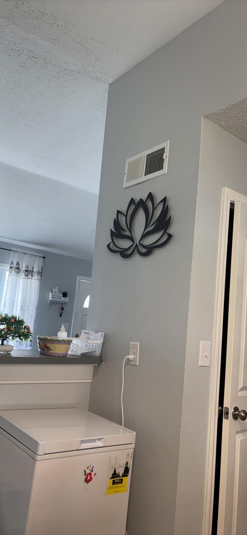 DEKADRON Metal Wall Art - Lotus Flower - Metal Wall Decor Home Office Decoration Yoga Studio Décor (18