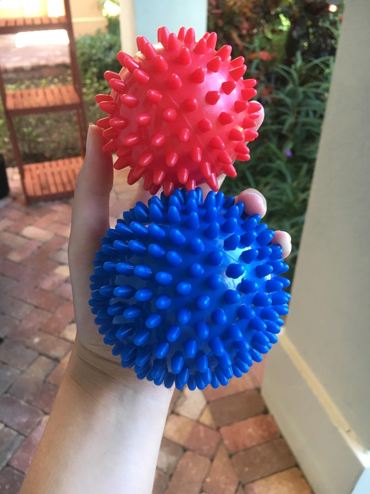 VORNNEX Pack of 2 Spiky Hard Massage Balls - Foot Arch Trainer Plantar Fasciitis, Muscle Massager Ball Exercise customer photo 2
