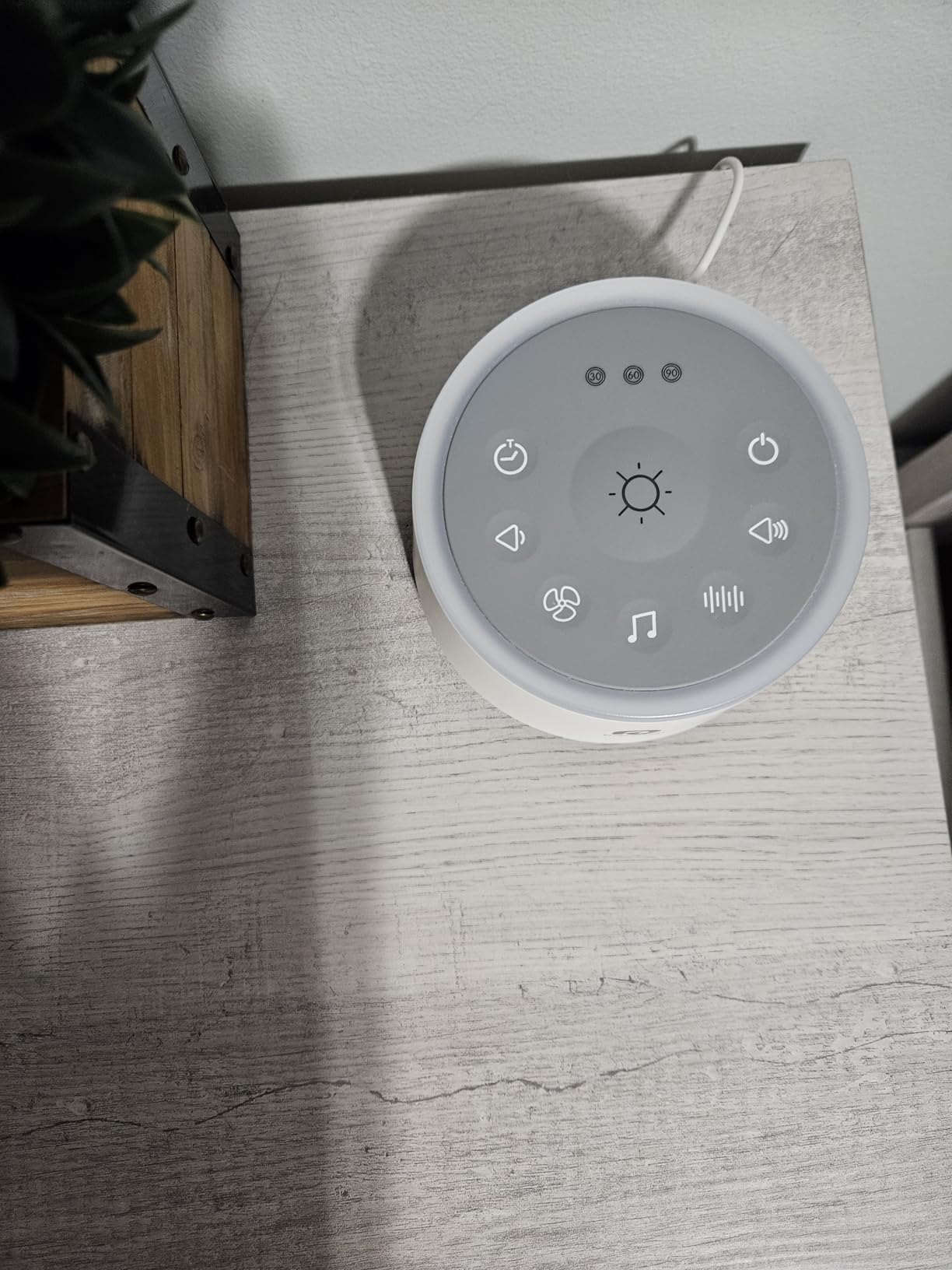 Dreamegg D1 Sound Machine Baby - White Noise Machine for Baby with Night Light, 24 High Fidelity Sounds, Timer & Memory Feature, Noise Machine with Nursery Lamps for Adults, Home, Office (White) customer photo 2