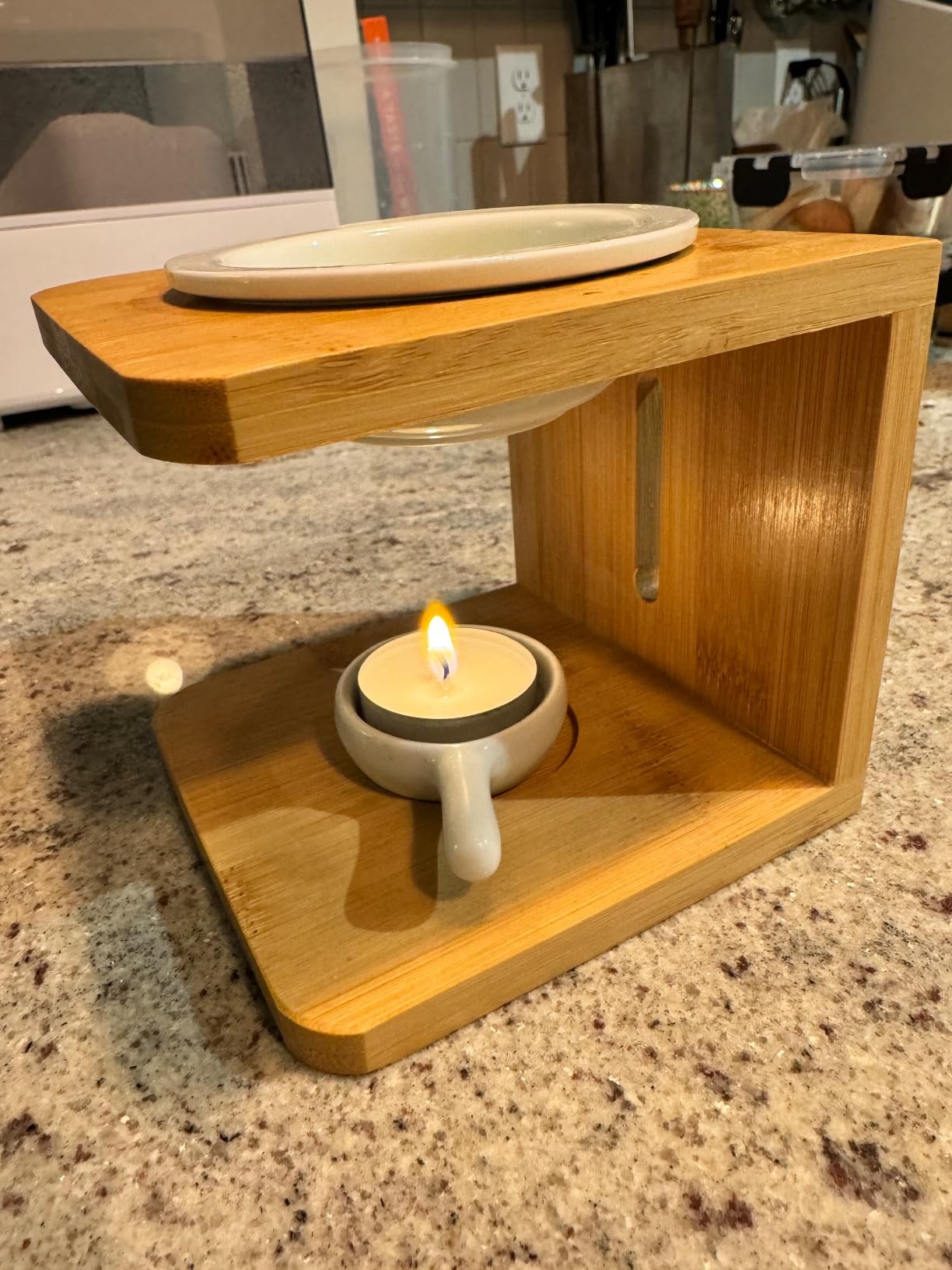 L'ner Tea Light Candles - Set of 100 Unscented Tea Lights - Burns Aprx. 4 Hours - Party & Ambience Candles - Restaurant Decorations customer photo 1