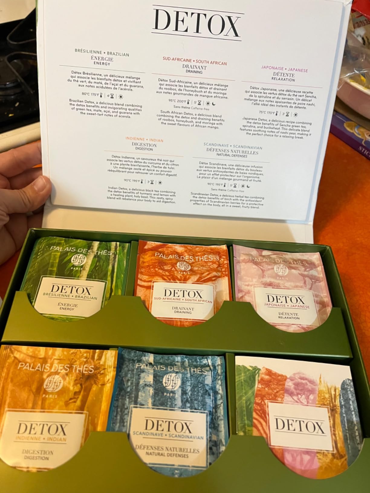Palais des Thés - Organic Detox Tea Gift Set - Assortment of Rooibos, Herbal, Black, and Green Teas - Selection of Premium Tea Bags, Serves 30 Cups customer photo 2