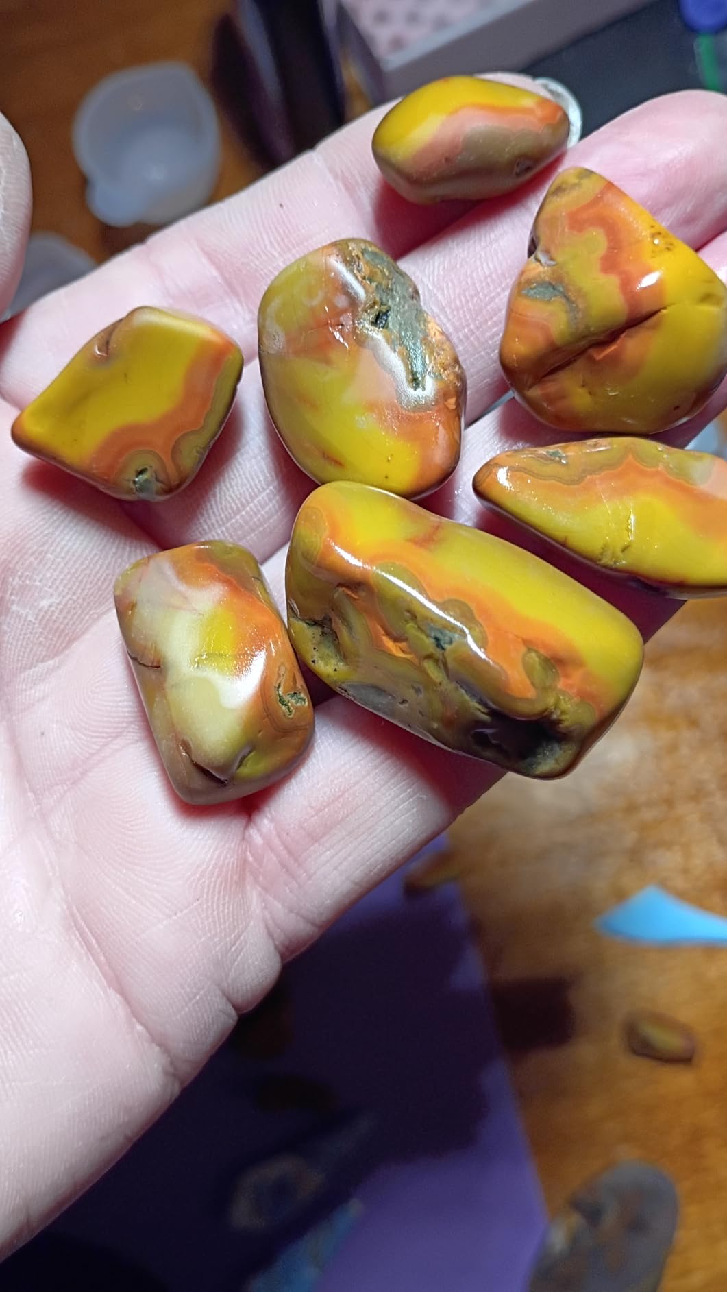 Dan&Darci Advanced Professional Rock Tumbler Kit - with Digital 9-Day Polishing Timer & 3 Speed Settings - Turn Rough Rocks into Beautiful Gems customer photo 2