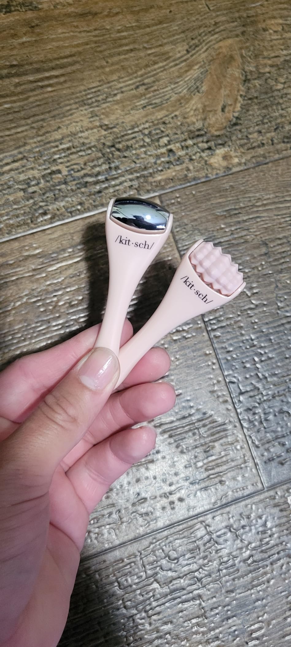 Kitsch Ice Roller for Face - Cooling Face Roller, Stainless Steel to Reduce Puffiness, Redness & Headaches (Pink) customer photo 2