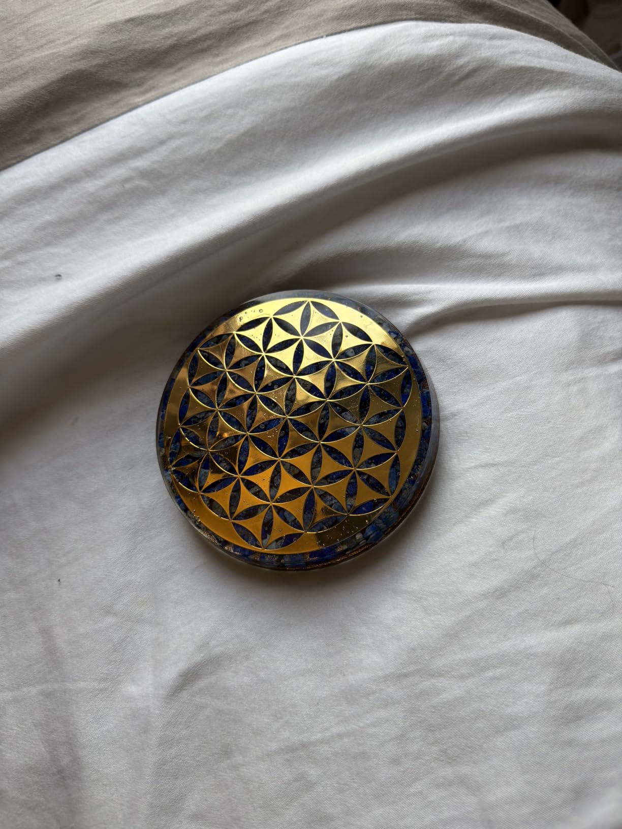 Orgonite Crystal Water Charging Plate with Lapis Lazuli Healing Crystals and Flower of Life - Chakra Healing Orgone Water Plate for Spiritual Protection and Cleansing (90mm) customer photo 1