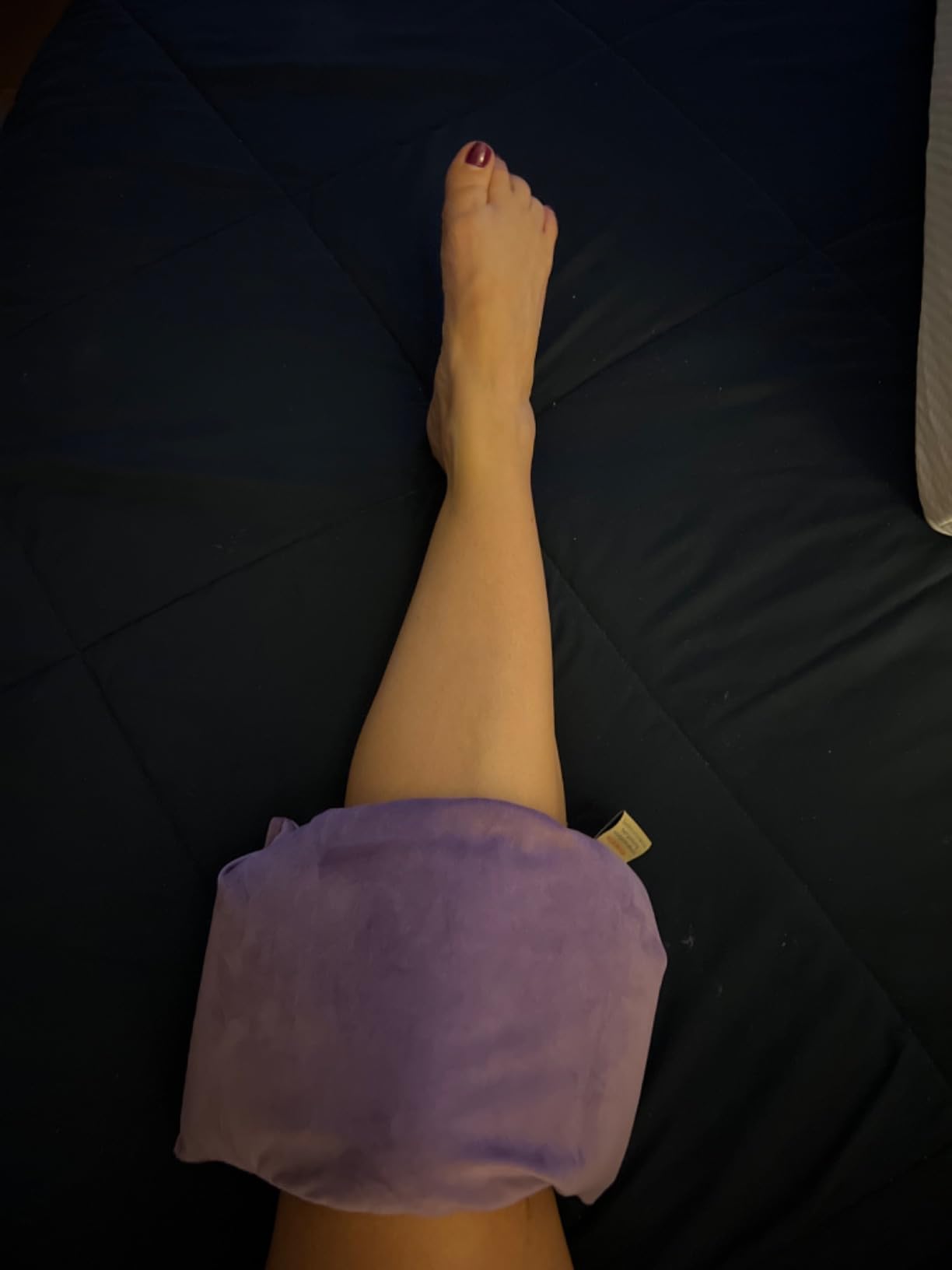KOYA Naturals Soft Velvet Flax Seed Pillow with Lavender - Microwave Heating Pad - Microwavable Moist Heat Pack for Neck, Muscle, Joint, Stomach Pain, Menstrual Cramps - Warm Wrap (Purple) customer photo 1
