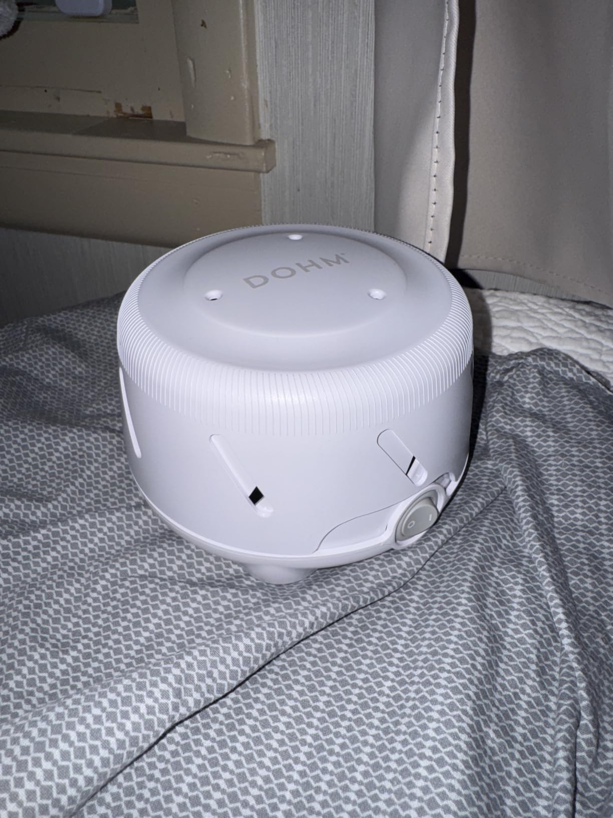 Yogasleep Dohm Uno White Noise Sound Machine, Real Fan Inside for Non-Looping White Noise, Sleep Aid, Office Privacy & Meditation for Adults & Baby, Registry Gift (Charcoal) customer photo 1