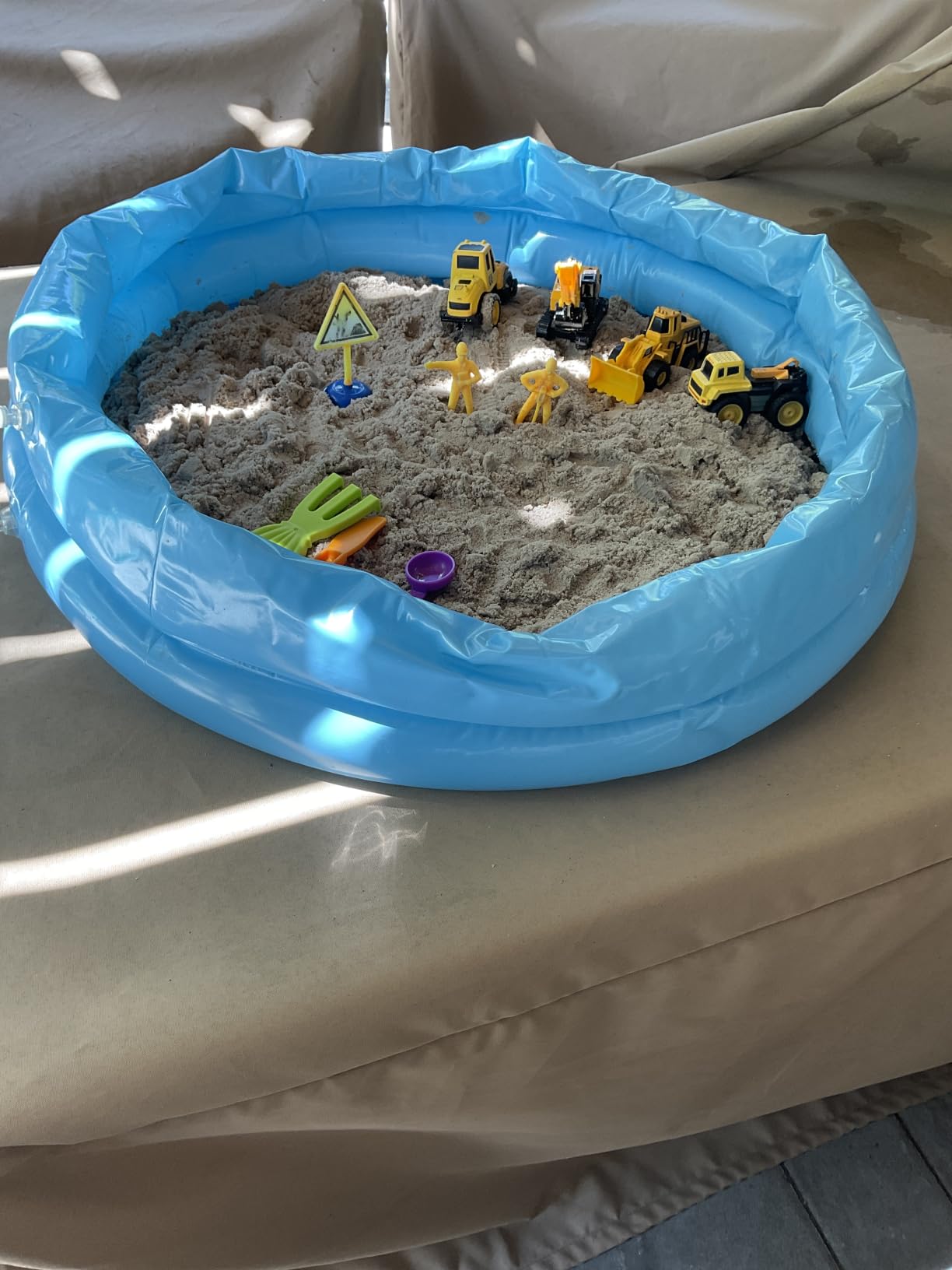Kinetic Sand 3.25lb Beach Sand Amazon Exclusive, Sensory Toys, Ages 3+ customer photo 2