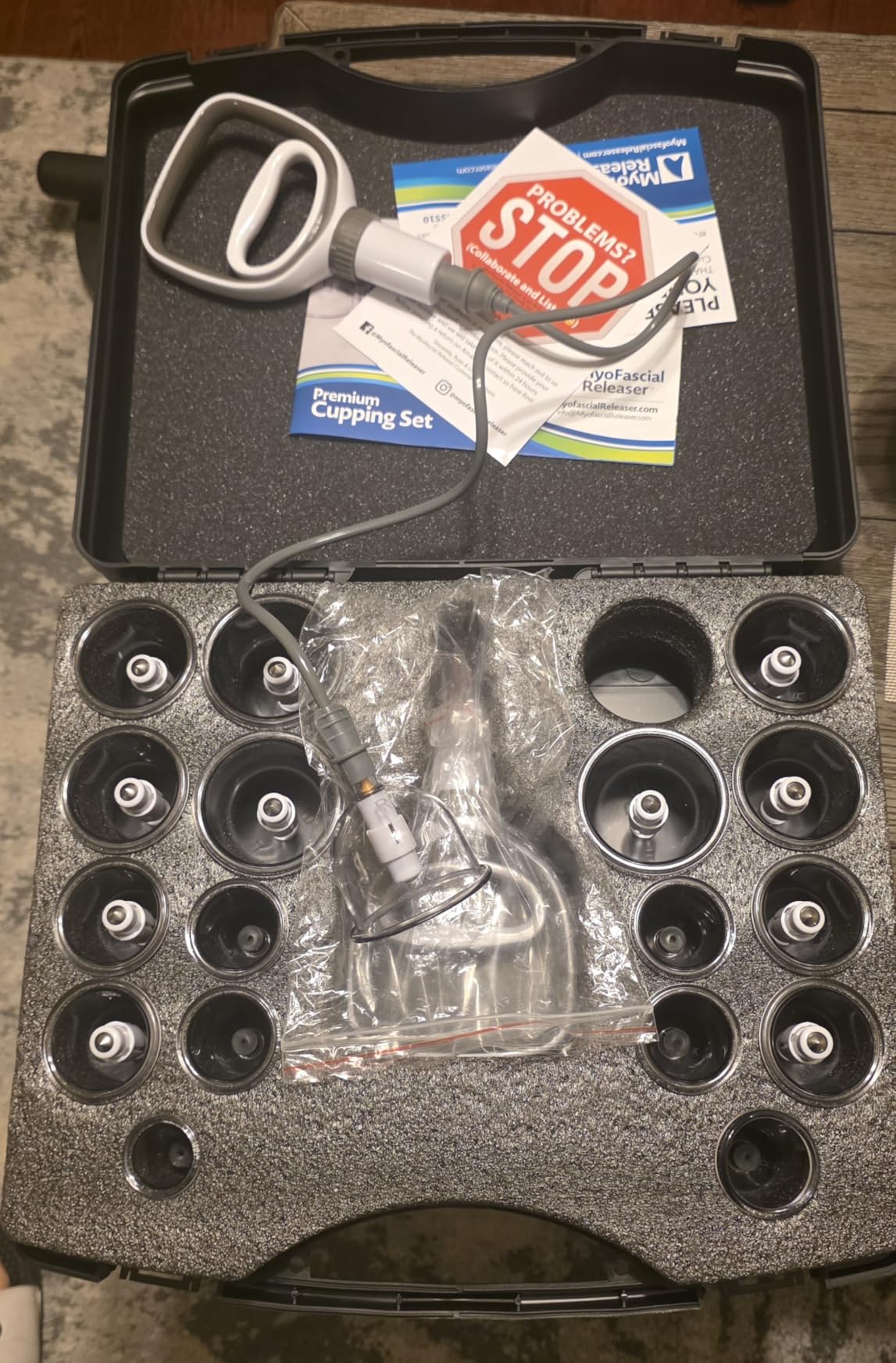 Cupping Set Massager, Cupping Kit for Massage Therapy | 18 Medical-Grade Massage Cups, 2 Hand Pumps and Cupping Booklet, Ventosas Para Masaje Muscular, Suction Cups For Body Therapy customer photo 1