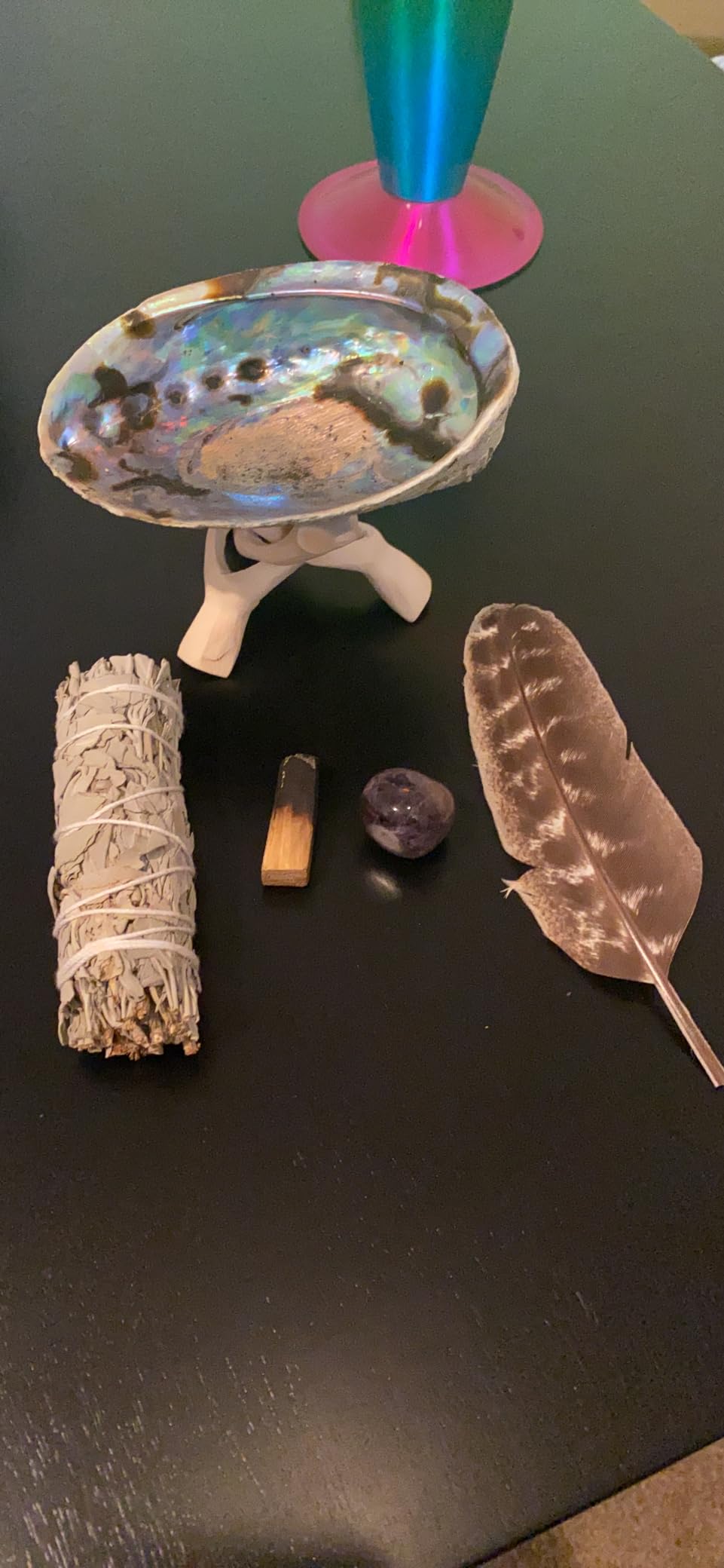White Sage Smudging & Energy Cleansing Kit | Palo Santo, Amethyst, Abalone Shell & Stand, Smudge Feather, Guide Included customer photo 1