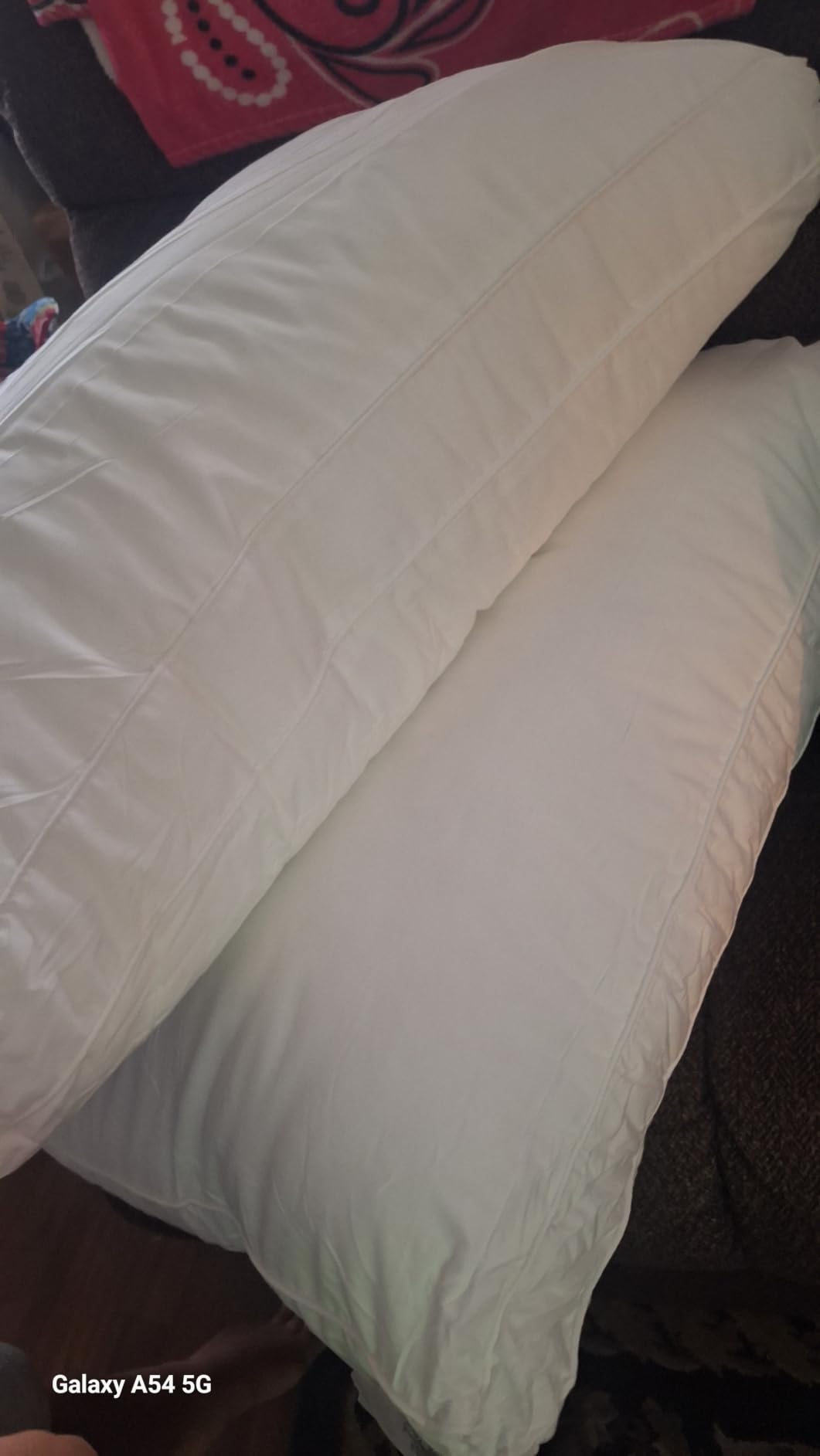 Utopia Bedding Gusset Bed Pillow, Hotel Pillows Queen Size Set of 2, White customer photo 2