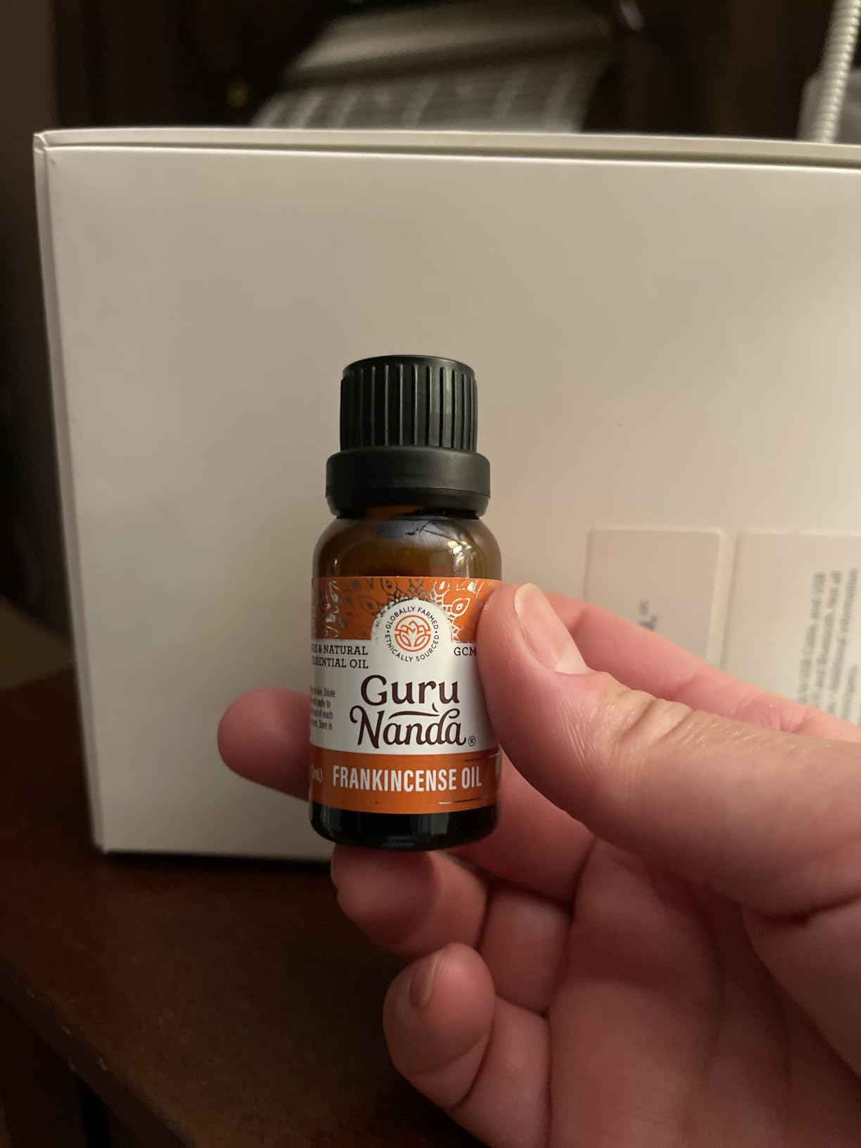 GuruNanda Frankincense Essential Oil, 100% Pure, Natural and Undiluted Diffuser Oil for Aromatherapy, Massages & DIY Recipies, Promotes Comfort & Supports Radiant-Looking Skin (2X0.5 fl Oz) customer photo 1