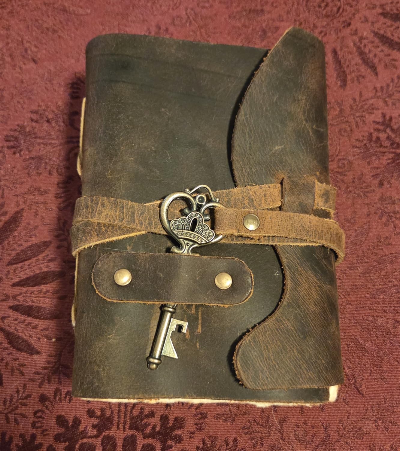 LEATHER VILLAGE Leather Bound Journal, Distressed Brown 8x6 | Full grain leather, 200 blank deckle edge pages, metal key clasp; a leather diary for daily journaling, 8x6 customer photo 2