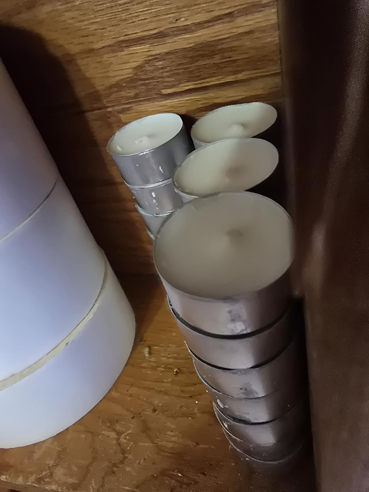 Stonebriar Unscented Long Burning White Tealight Candles, Bulk Pack, 6-7 Hour Burn Time, Smokeless Tealights for Parties, Weddings, Home, 50 Count customer photo 1