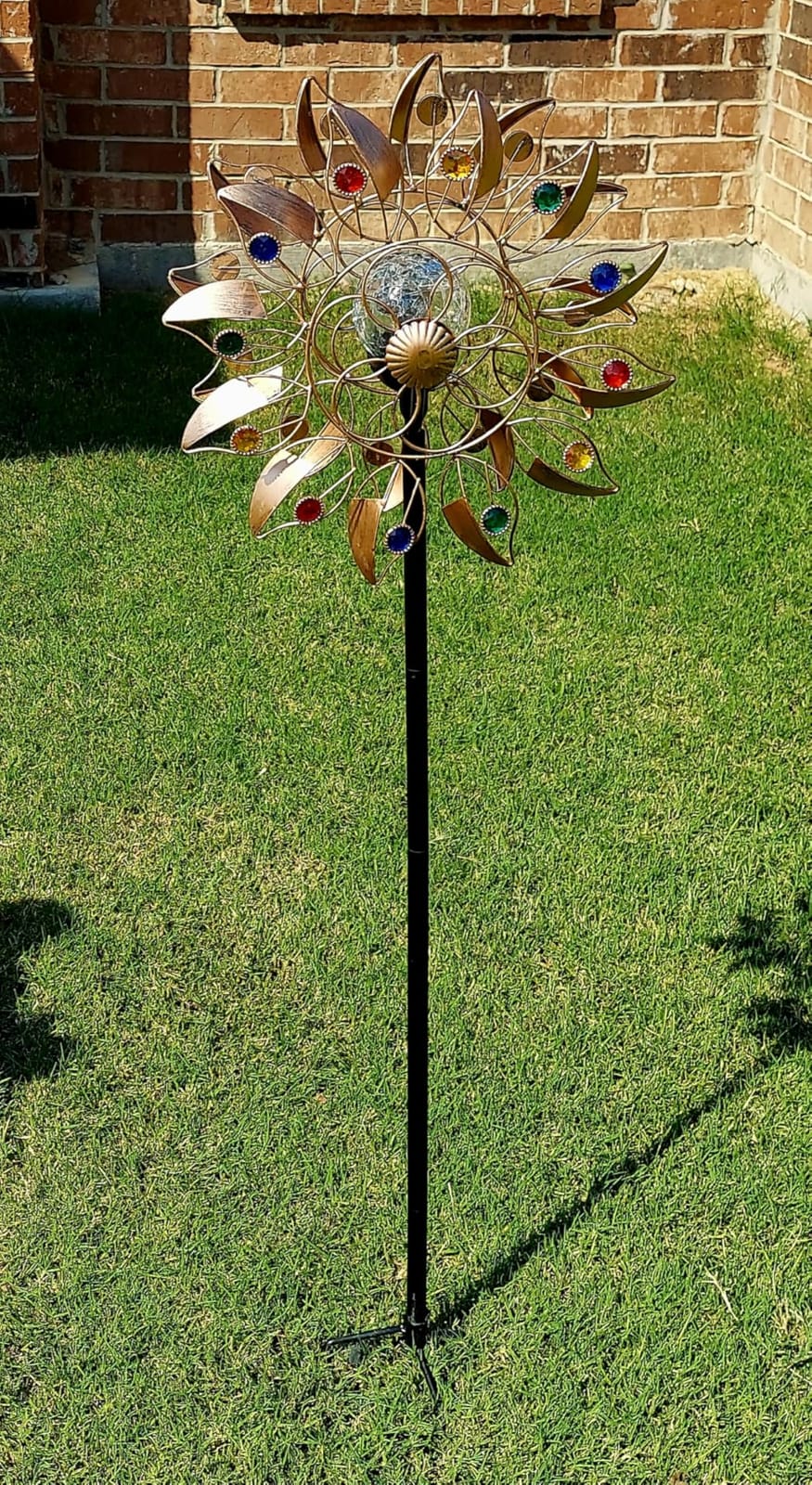 Solar Wind Spinner Multi-Color LED Lighting by Solar Powered Glass Ball with Kinetic Wind Sculptures Dual Direction Decorative Lawn Ornament Wind Mill customer photo 1