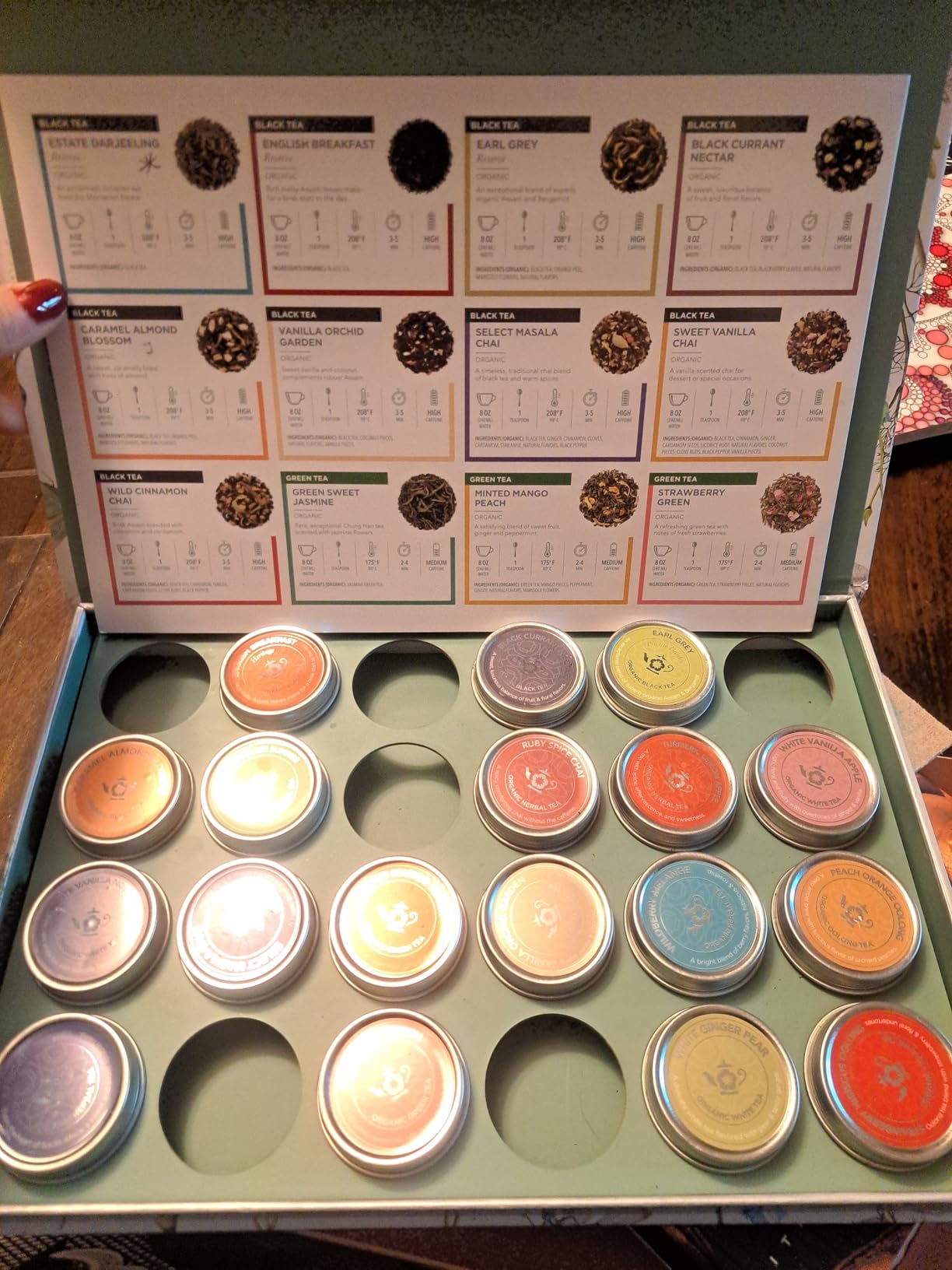 Teabloom Exceptional Organic & Kosher Certified Loose Leaf Tea Chest, World's Largest Tea Collection with 24 Varieties of Black, Green, White, Oolong, and Herbal Teas customer photo 1