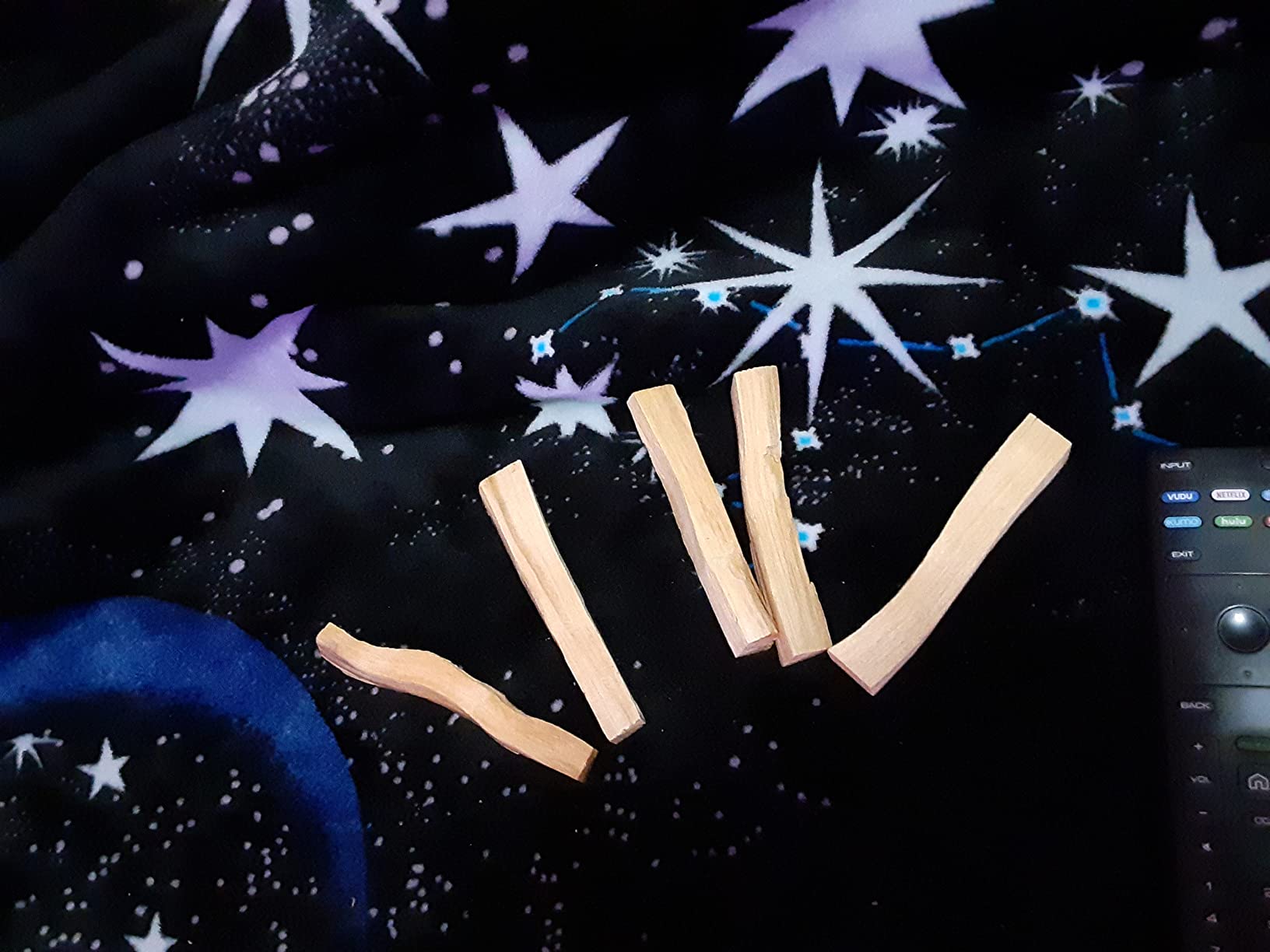 White Sage Smudge Sticks (4) + Palo Santo Sticks from Peru (5) | For Smudging, Smoke Cleanse, Home or Office, Spiritual Use, Meditation customer photo 2