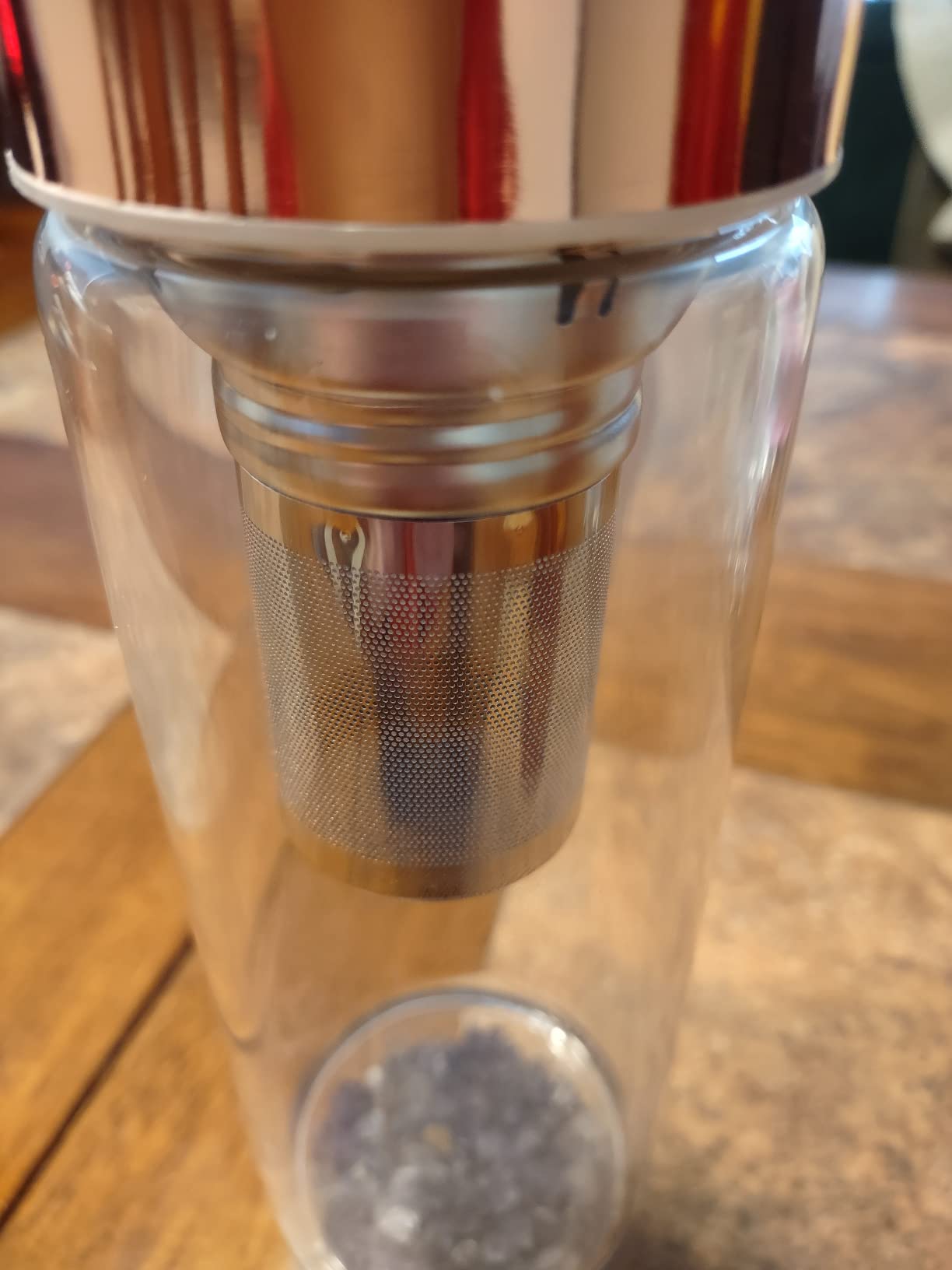 Yoption Crystal Water Bottle, Natural Amethyst Healing Glass Water Bottle, Includes a Loose Leaf Tea Infuser Bottle and Protective Sleeve customer photo 2