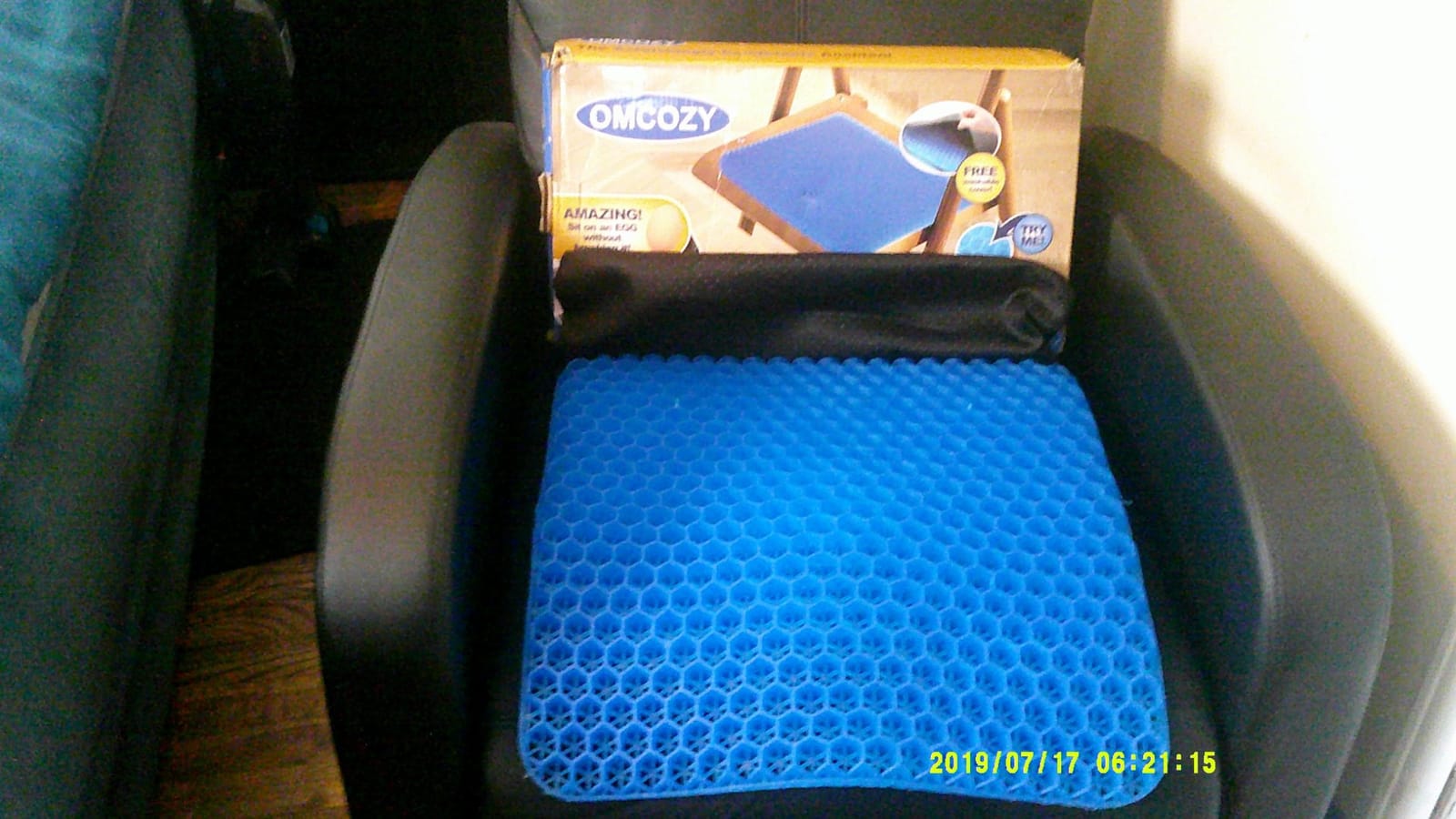 Gel Seat Cushion, Cooling Honeycomb Design Absorbs Pressure Points Seat Cushion, Gel Cushion for Office Chair, Home Car seat Cushion for Wheelchair customer photo 2