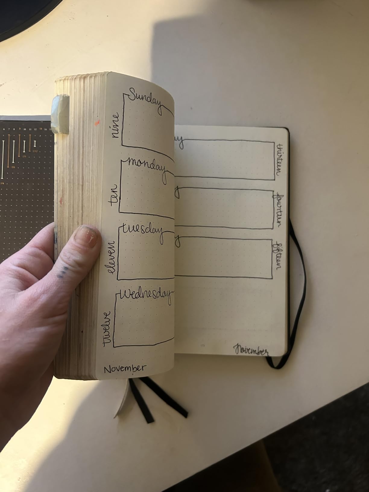 LEUCHTTURM1917 The Official Bullet Journal Edition 2 - Notebook Built for BuJo, Medium A5 204 Pages of 120gsm Paper, With Bujo Pocket Guide (Black) customer photo 2