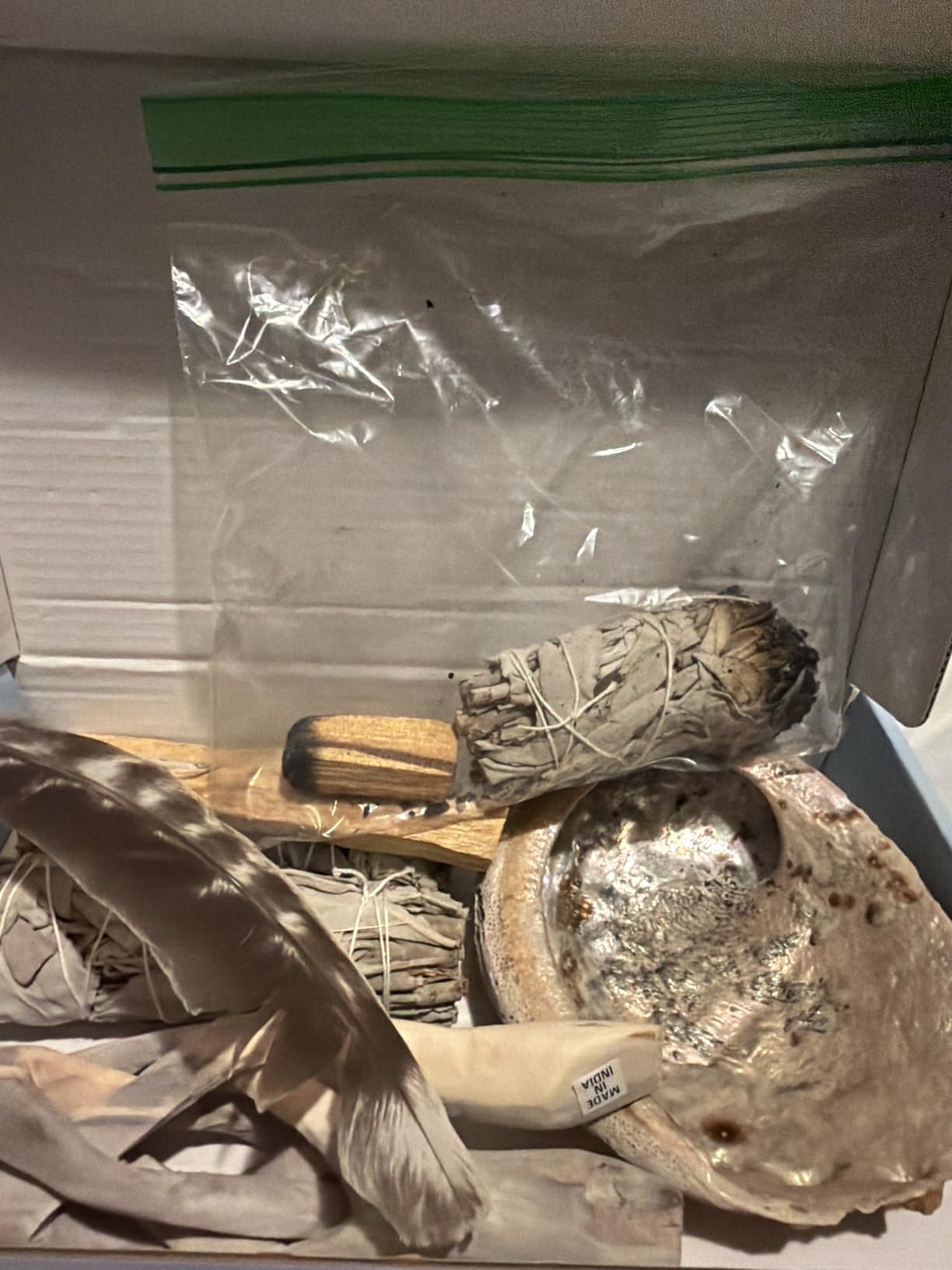 White Sage Smudge Kit - 3 White Sage, 3 Palo Santo, Abalone Shell, Wooden Tripod Stand, Feather, Himalayan Salt & Smudging Guide! customer photo 2