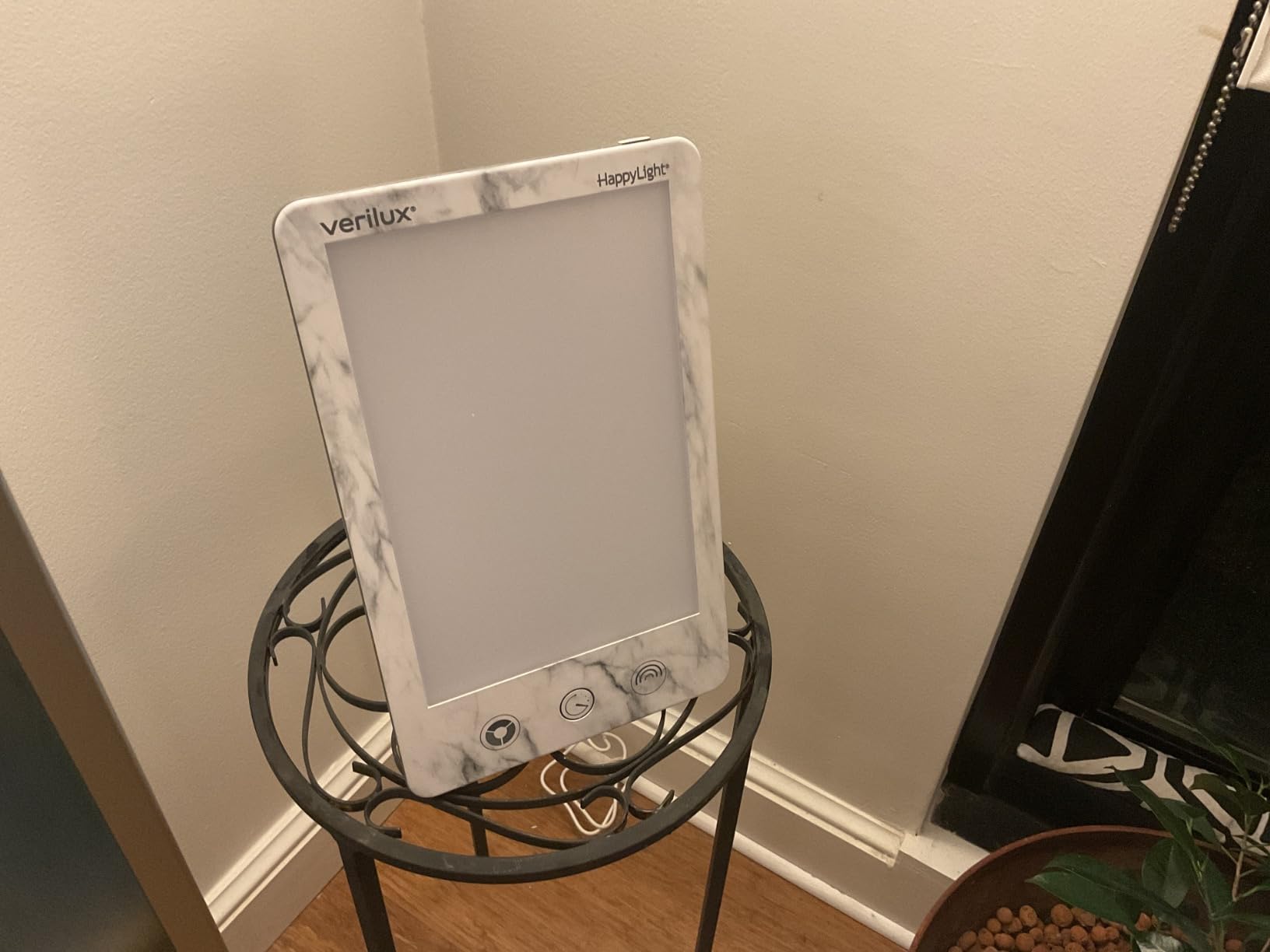 Verilux HappyLight Luxe - Light Therapy Lamp with 10,000 Lux, UV-Free, LED Bright White Light with Adjustable Brightness, Color, Countdown Timer, & Stand - Boost Mood, Sleep, Focus (Champagne Gold) customer photo 2