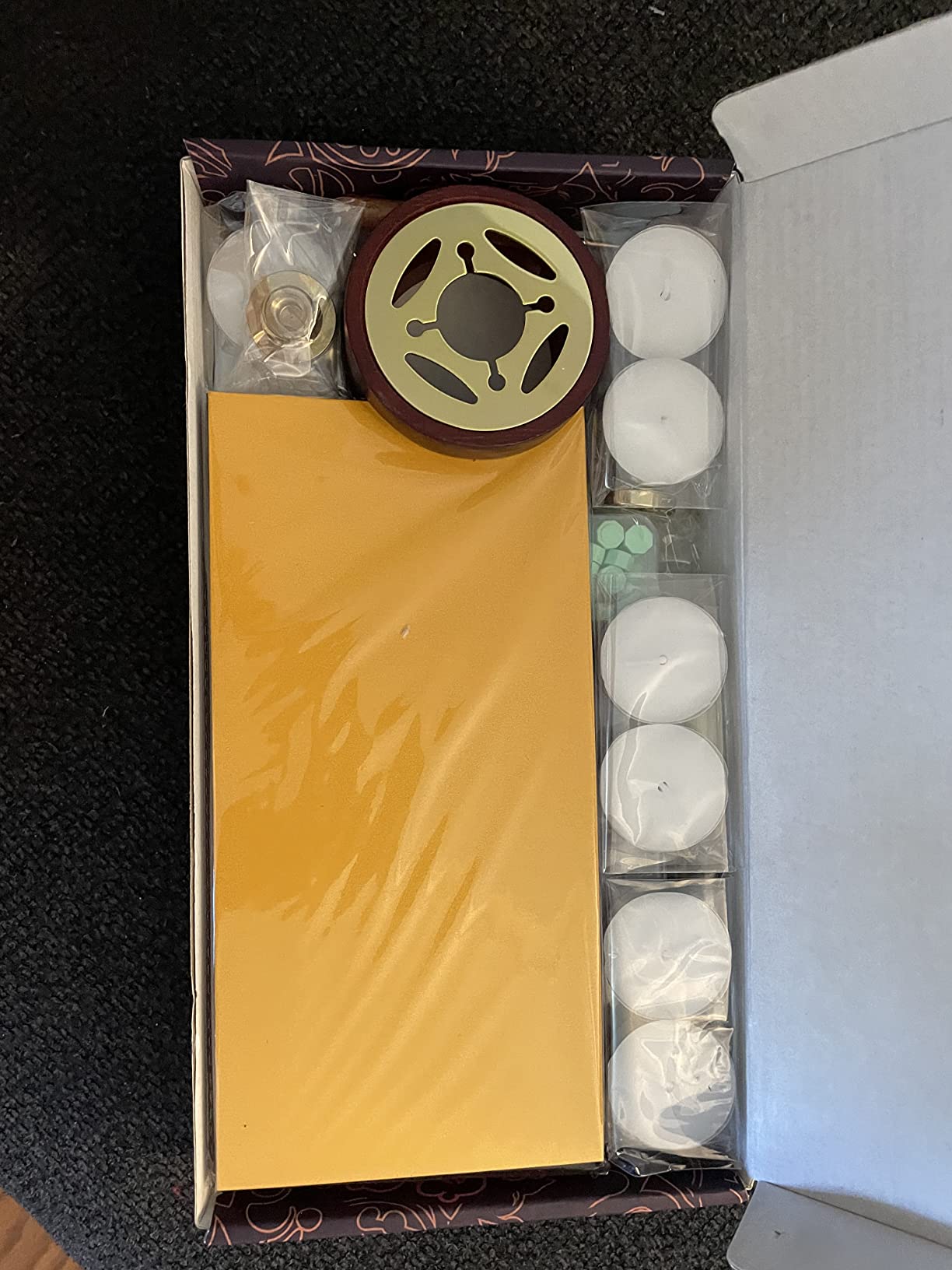 Aottom Wax Seal Stamp Kit with Gift Box, 24 Colors 650 Pcs Beads, Warmer, Envelopes, Candles, Stamp, Metallic Pen for Gift and Decoration customer photo 2