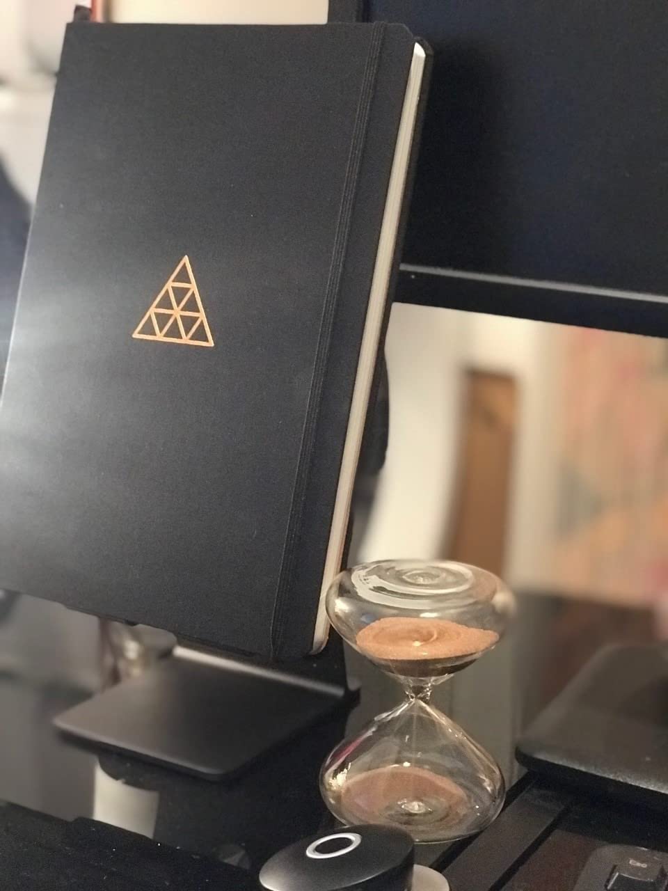 Intelligent Change Mindful Focus 5-Minute Hourglass Sand Timer, Desk Timer for Productivity and Time Management, Minimalist Hourglass Timer, Decorative Gifts, 3.3 (L) x 2.9 (W) inches customer photo 2